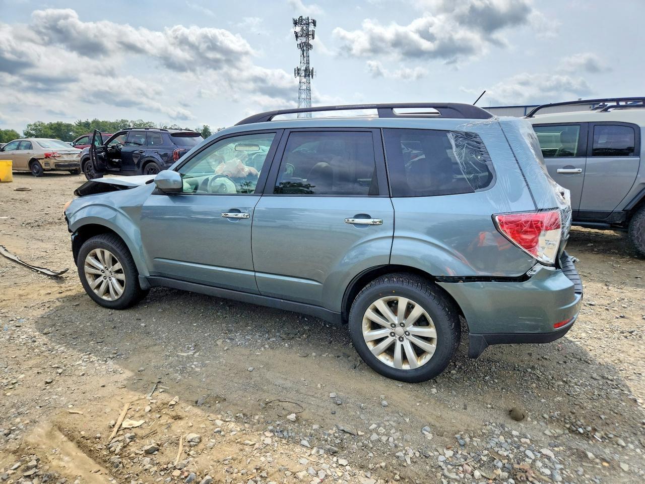 2011 Subaru Forester Limited Синий vin: JF2SHAEC3BH719534