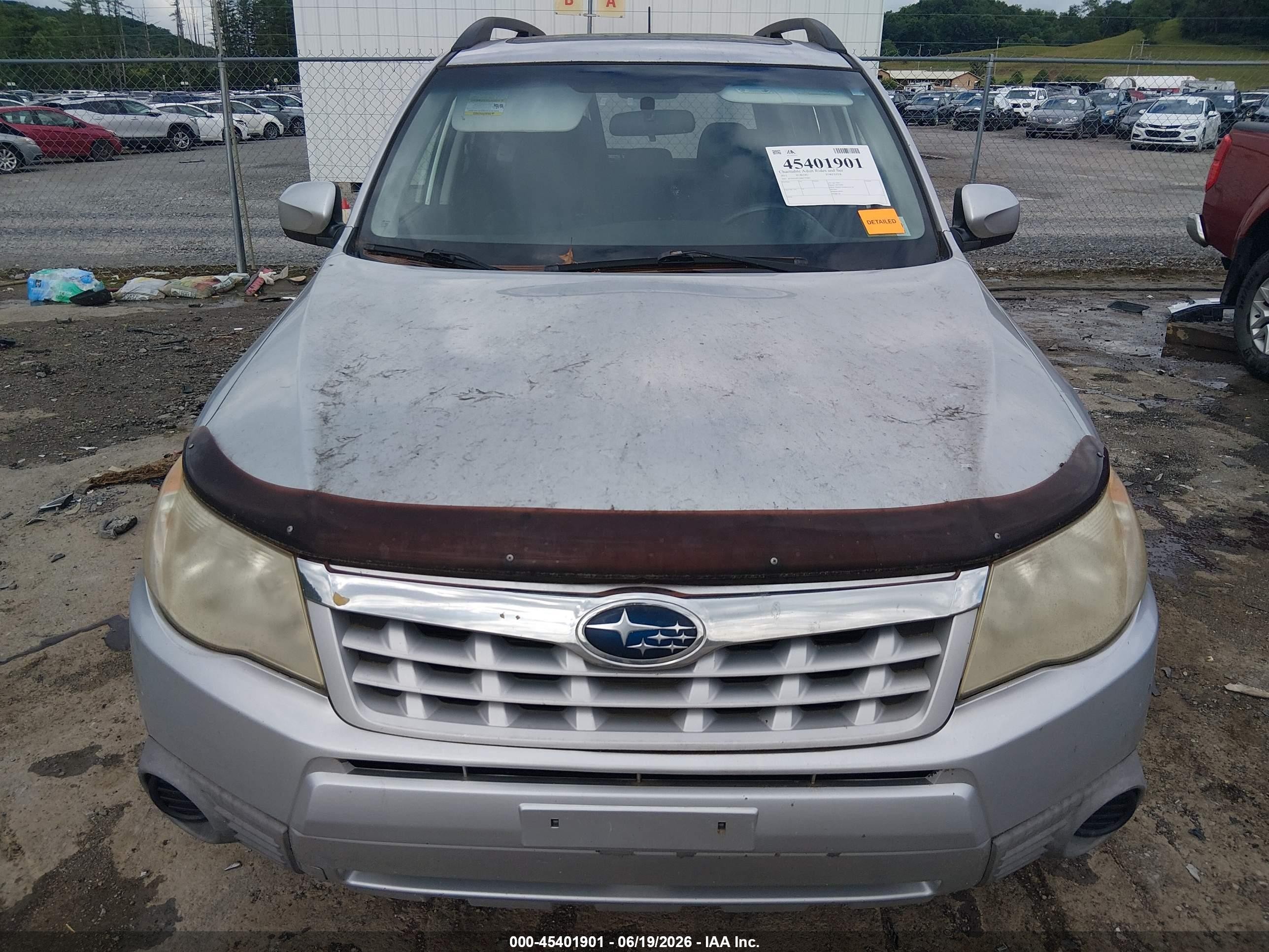 2011 Subaru Forester 2.5x Limited Silver vin: JF2SHAEC3BH729481