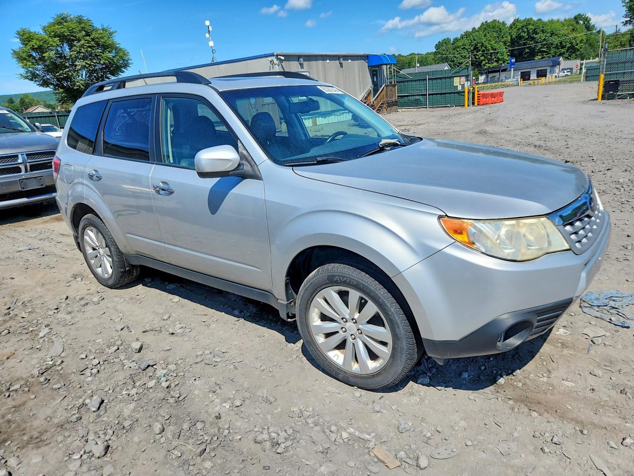 2011 Subaru Forester Limited Silver vin: JF2SHAEC3BH751769