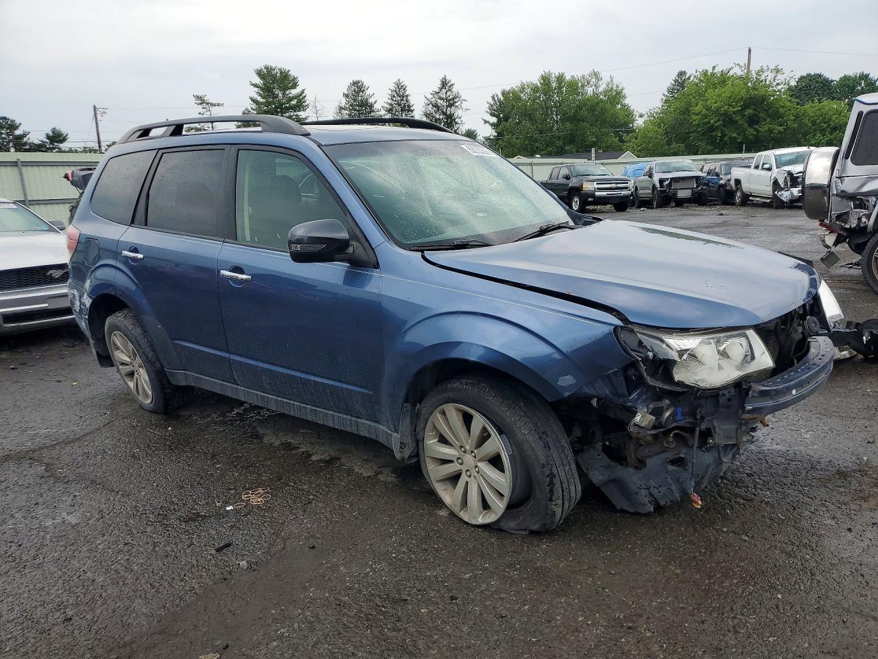 2011 Subaru Forester Limited Синий vin: JF2SHAEC3BH769124