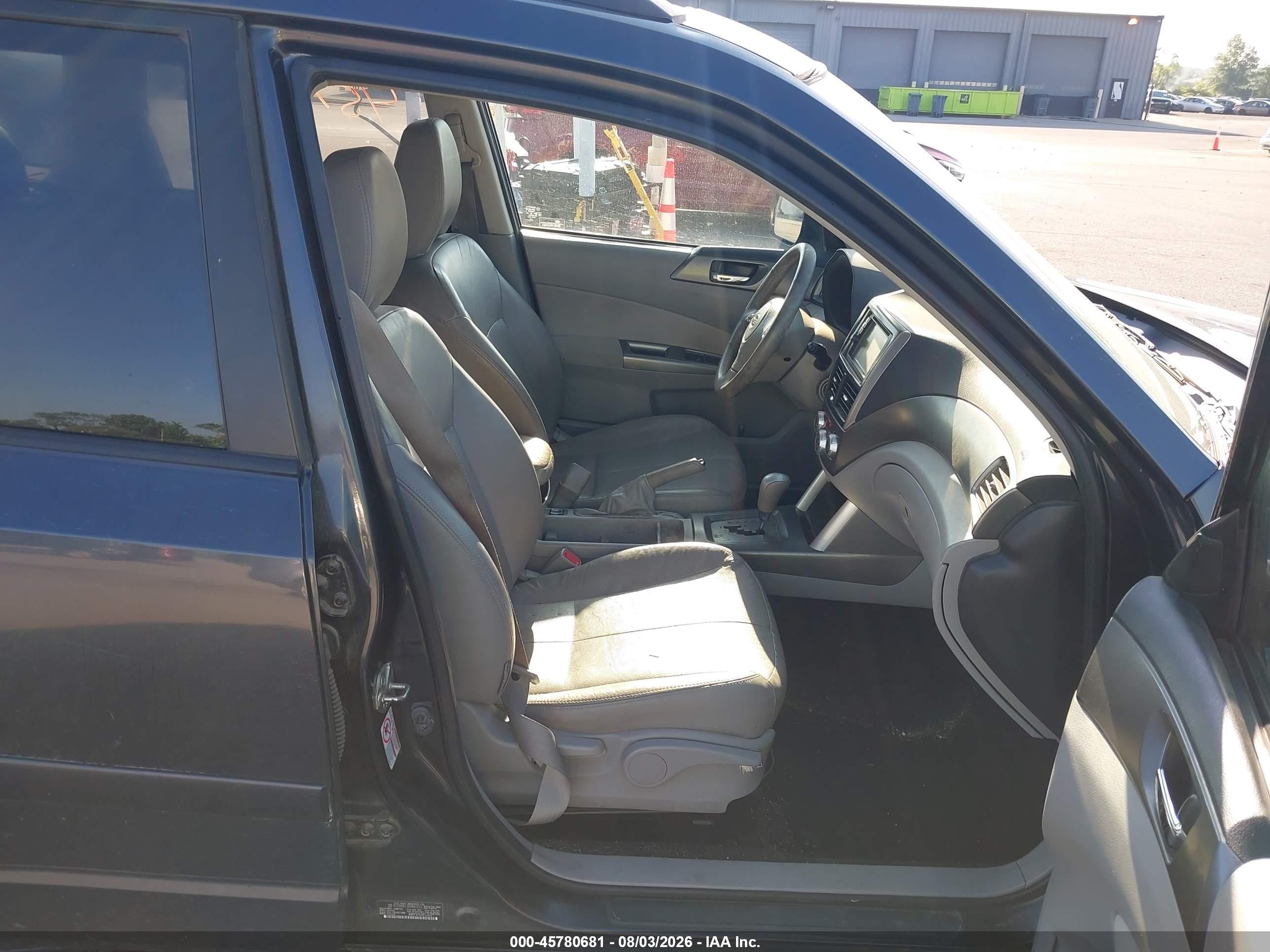 2013 Subaru Forester 2.5x Limited Gray vin: JF2SHAEC3DH441012