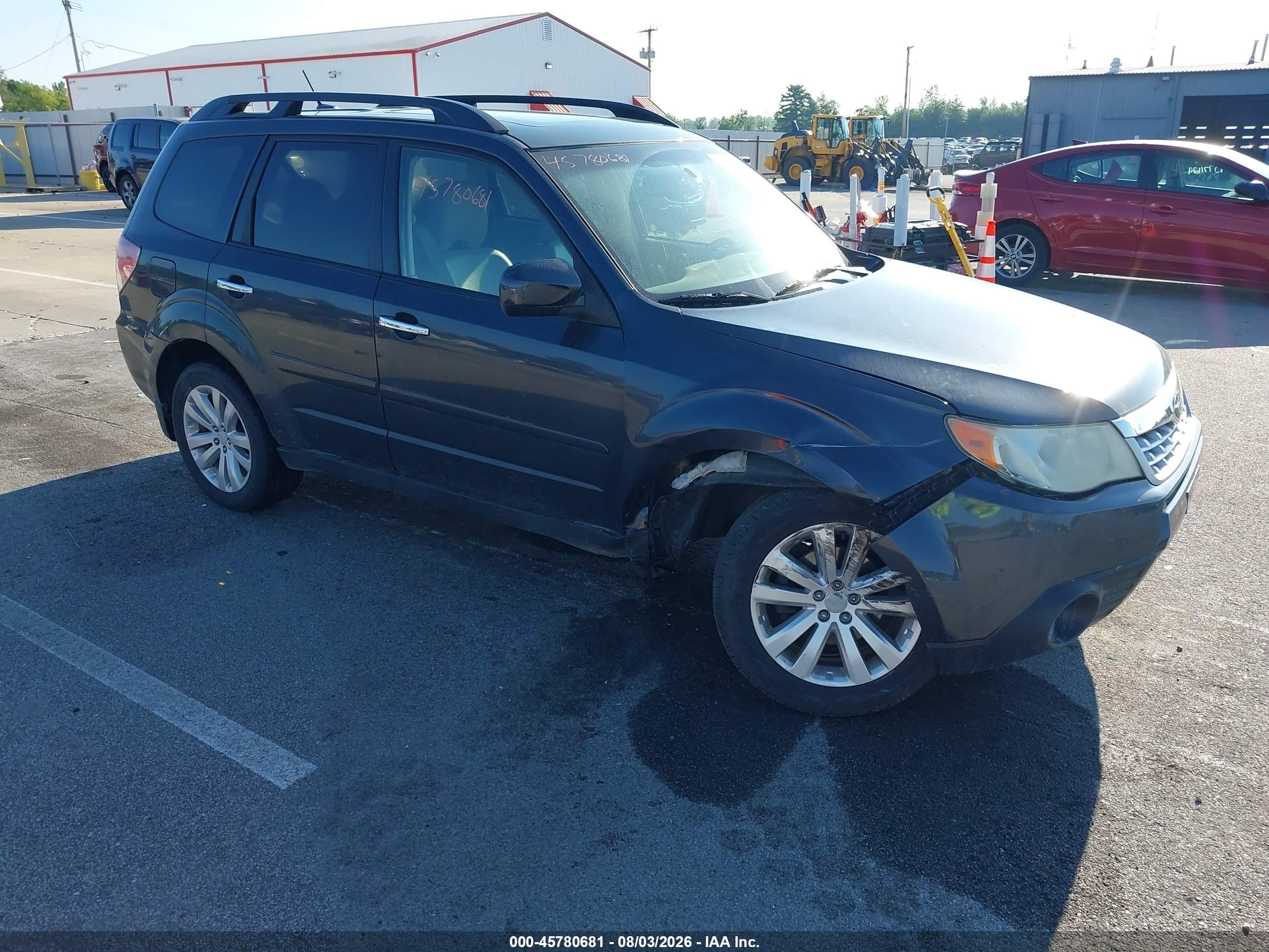 2013 Subaru Forester 2.5x Limited Gray vin: JF2SHAEC3DH441012