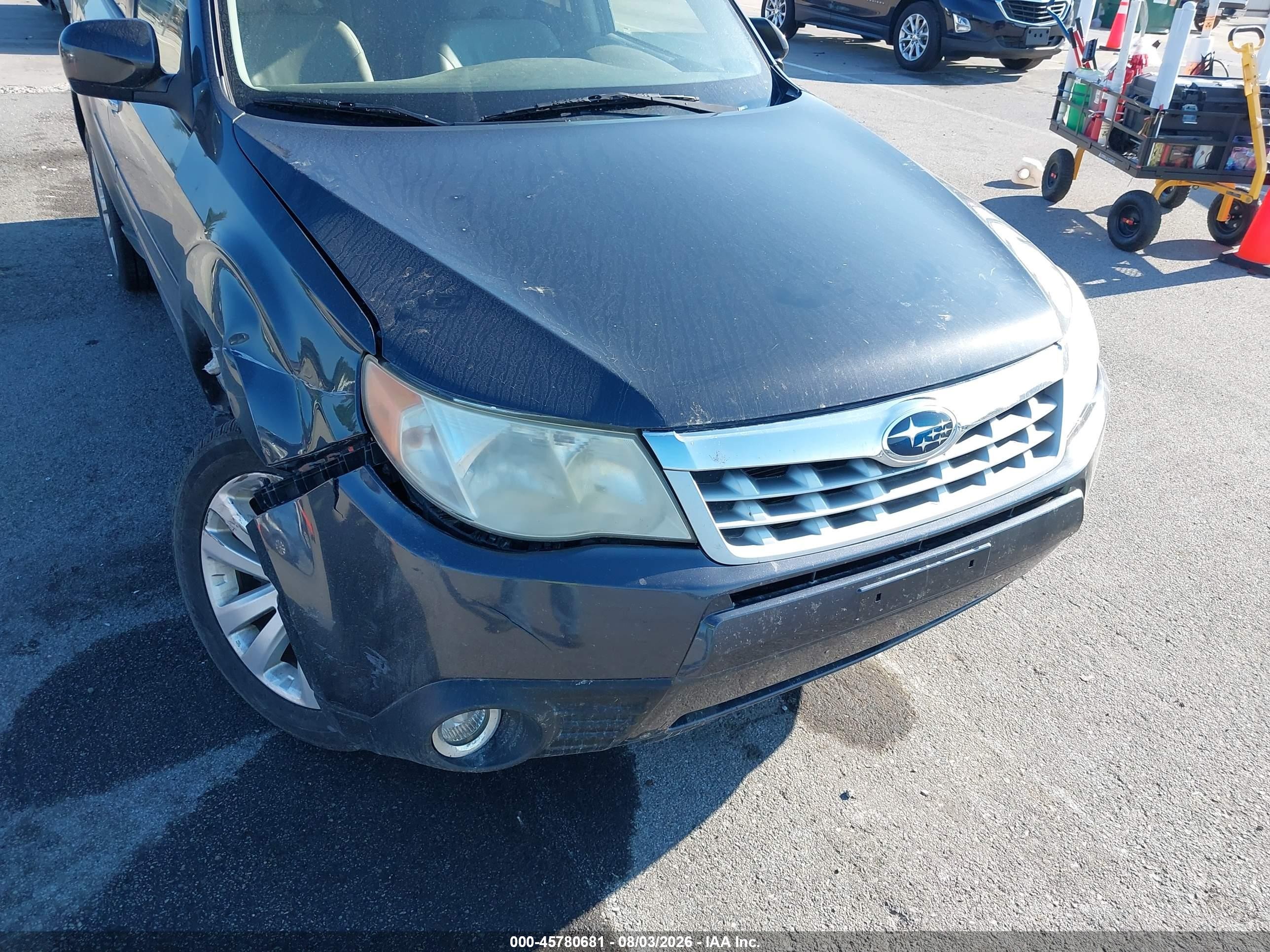 2013 Subaru Forester 2.5x Limited Gray vin: JF2SHAEC3DH441012