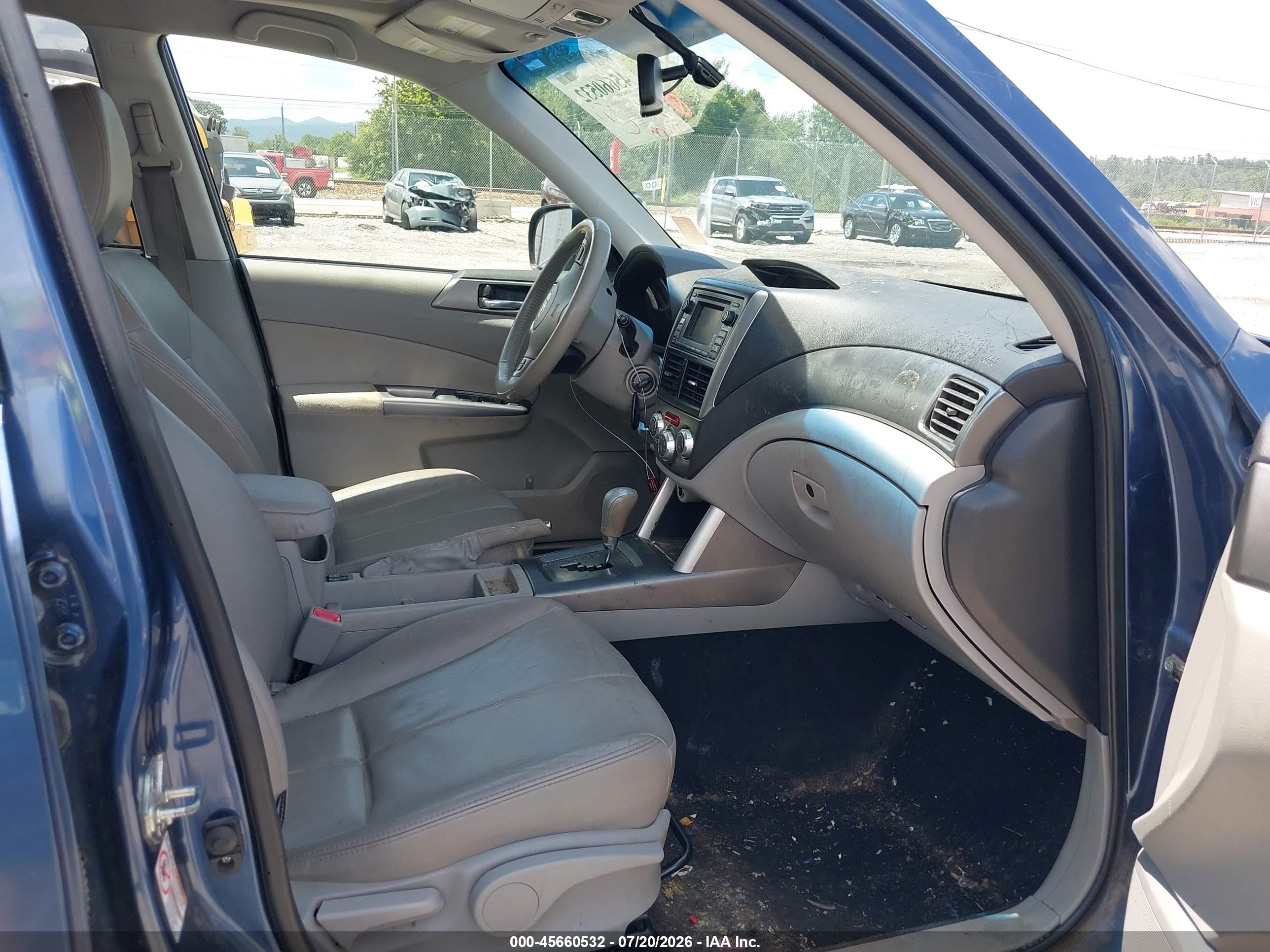 2013 Subaru Forester 2.5x Limited Blue vin: JF2SHAEC3DH441107