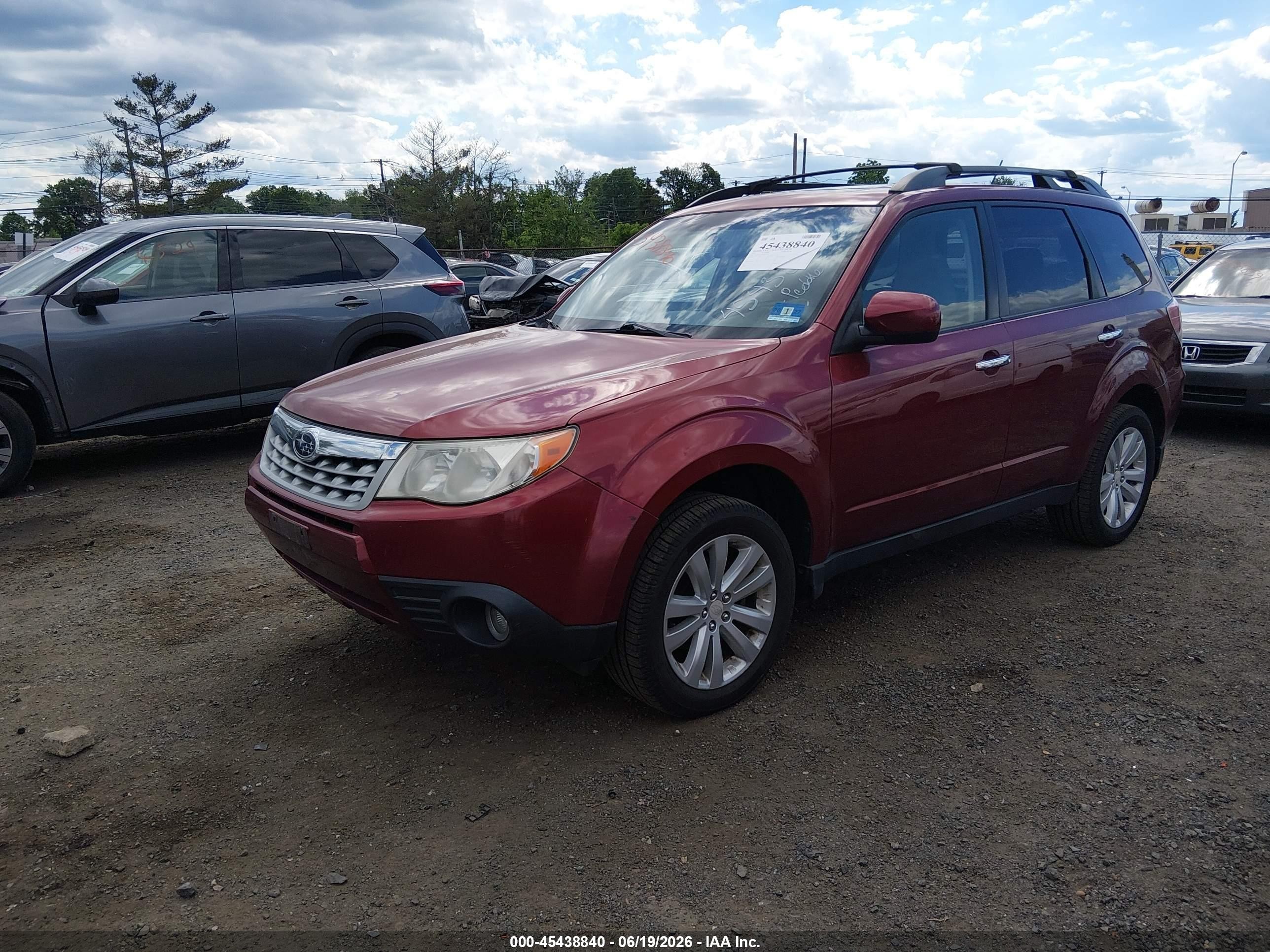 2012 Subaru Forester 2.5x Limited Burgundy vin: JF2SHAEC4CH427456