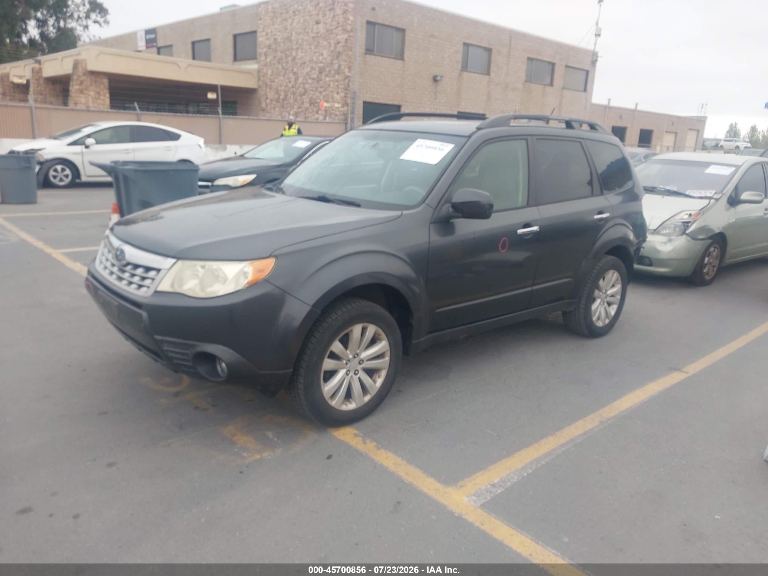2012 Subaru Forester 2.5x Limited Black vin: JF2SHAEC4CH462045
