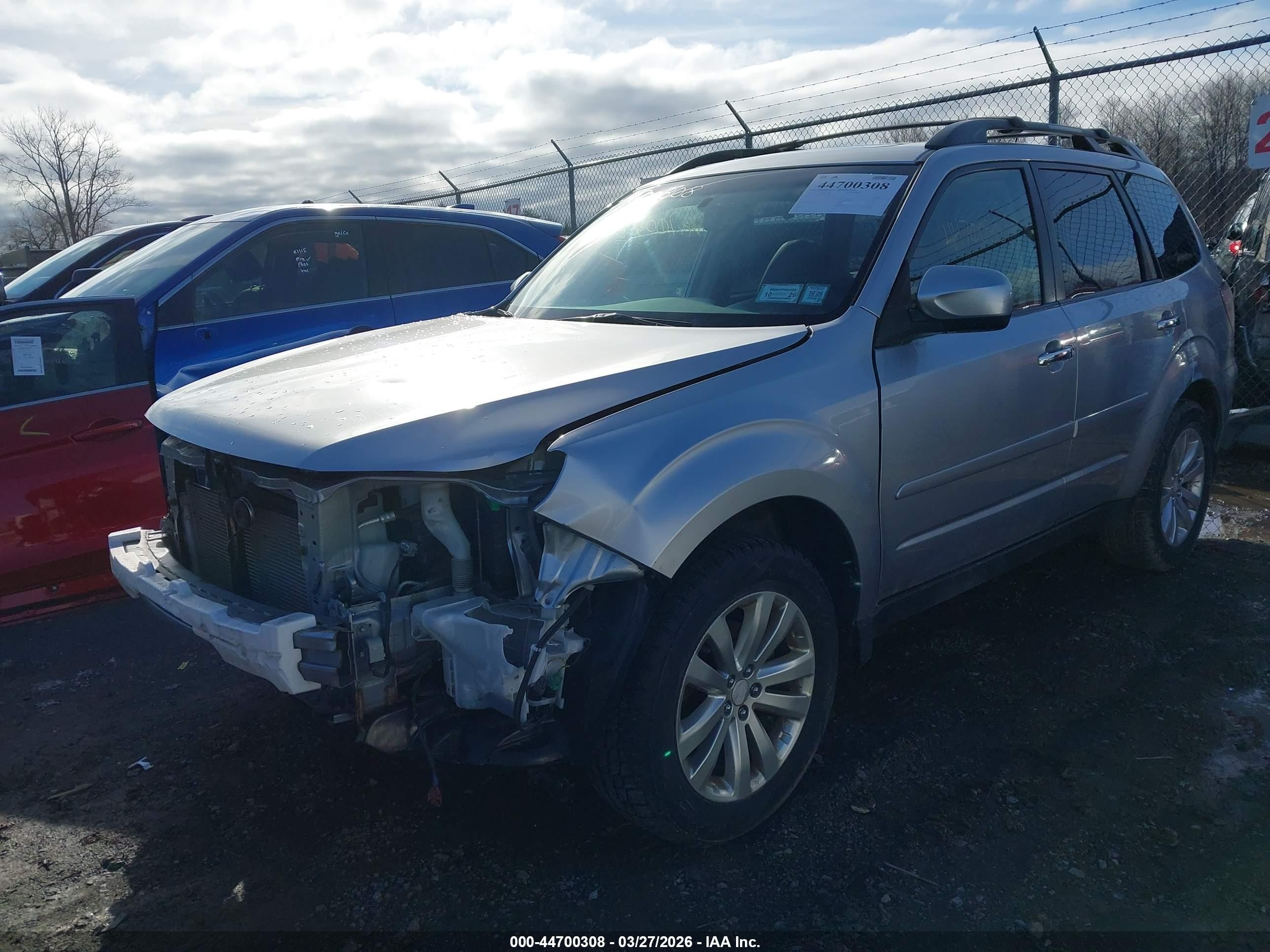 2013 Subaru Forester 2.5x Limited Silver vin: JF2SHAEC4DH439589