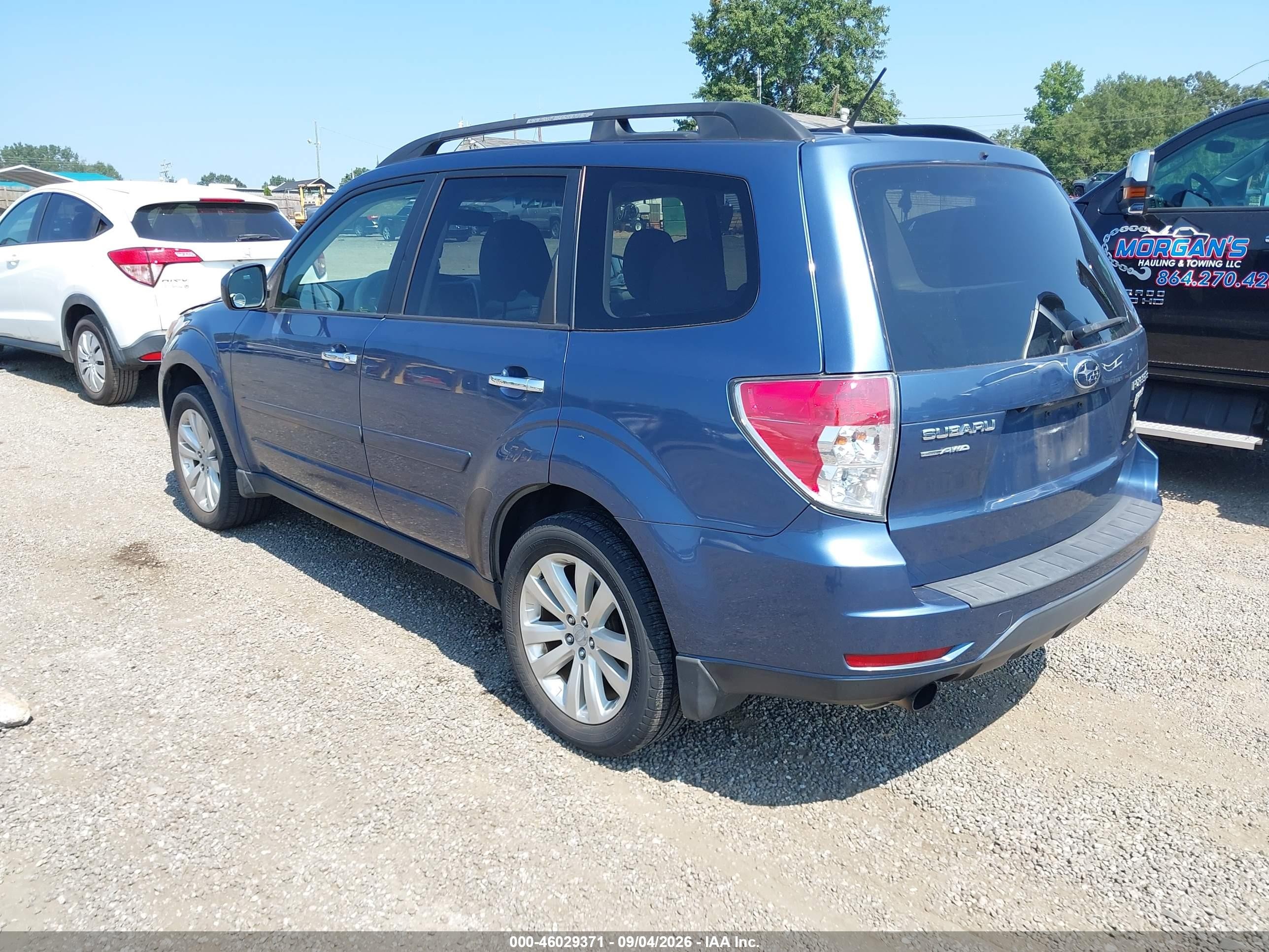 2013 Subaru Forester 2.5x Limited Синий vin: JF2SHAEC5DH404320