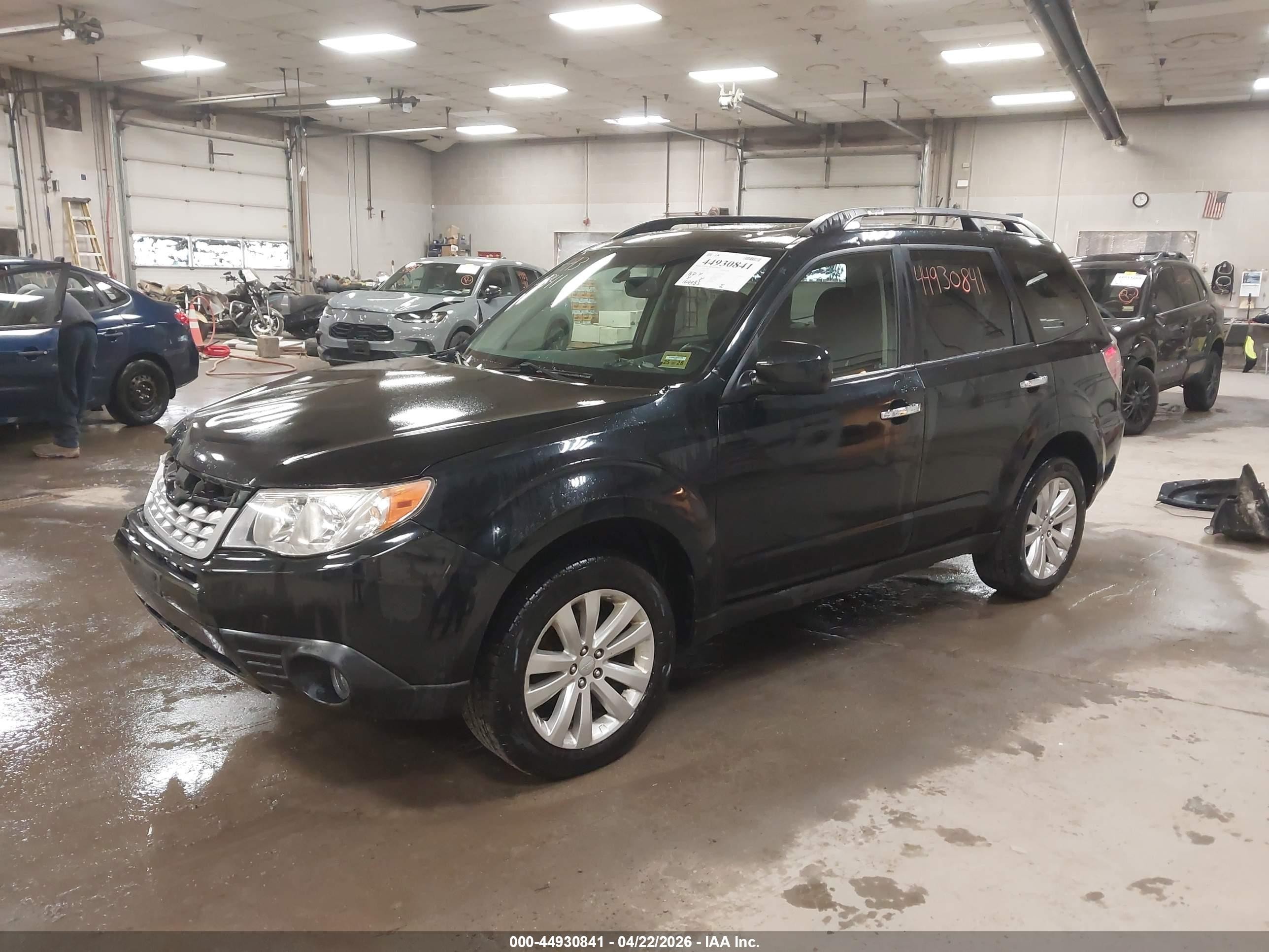 2013 Subaru Forester 2.5x Limited Black vin: JF2SHAEC5DH435308