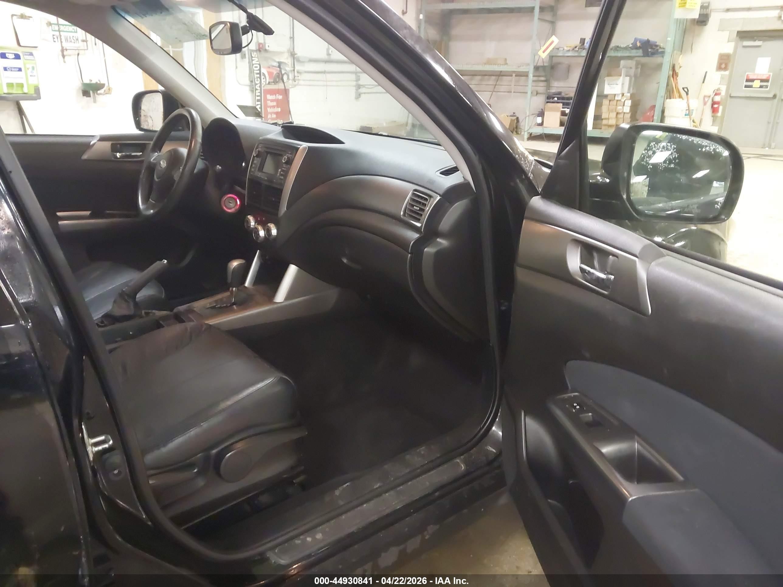 2013 Subaru Forester 2.5x Limited Black vin: JF2SHAEC5DH435308