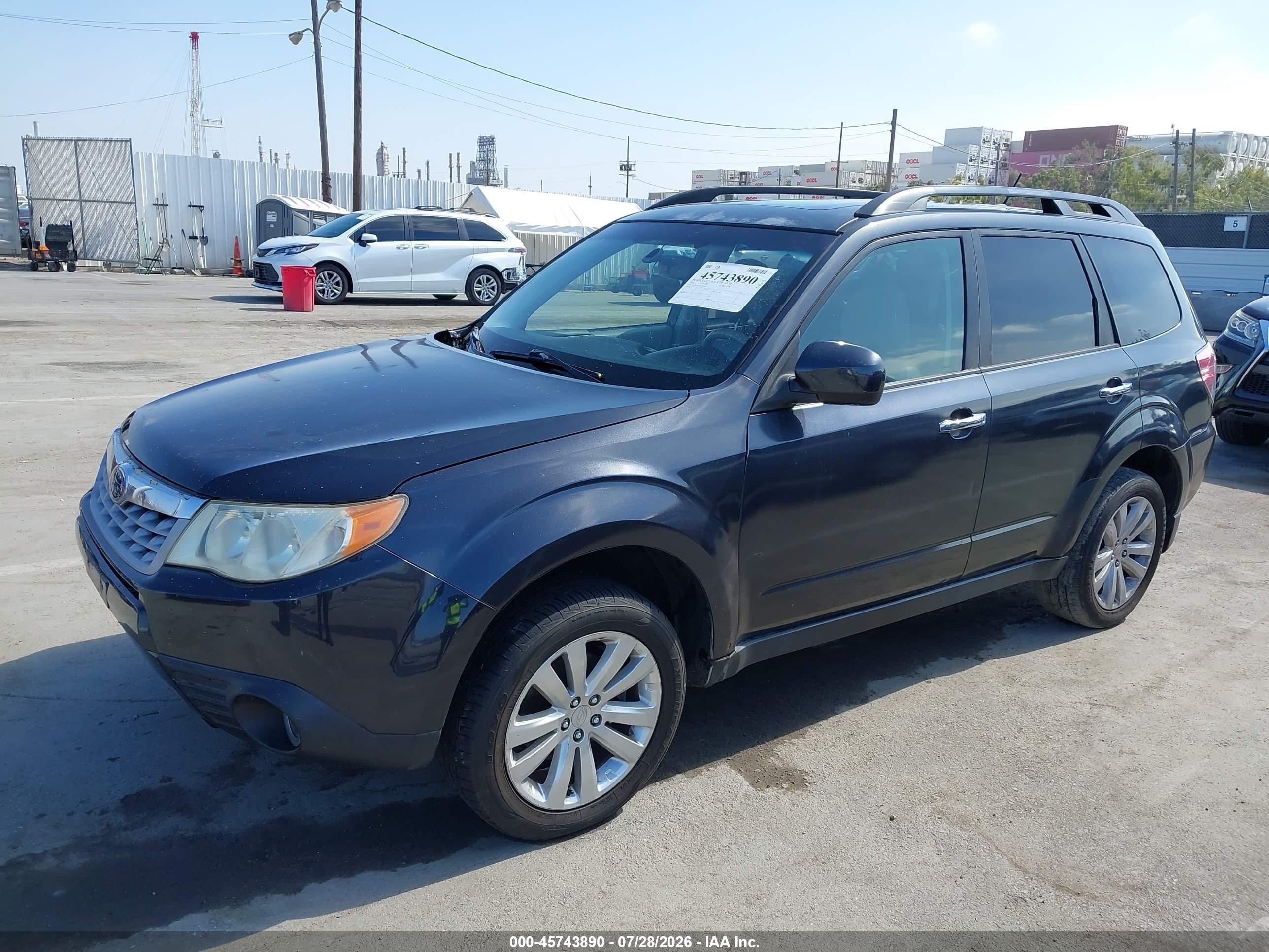 2011 Subaru Forester 2.5x Limited Серый vin: JF2SHAEC6BH709645