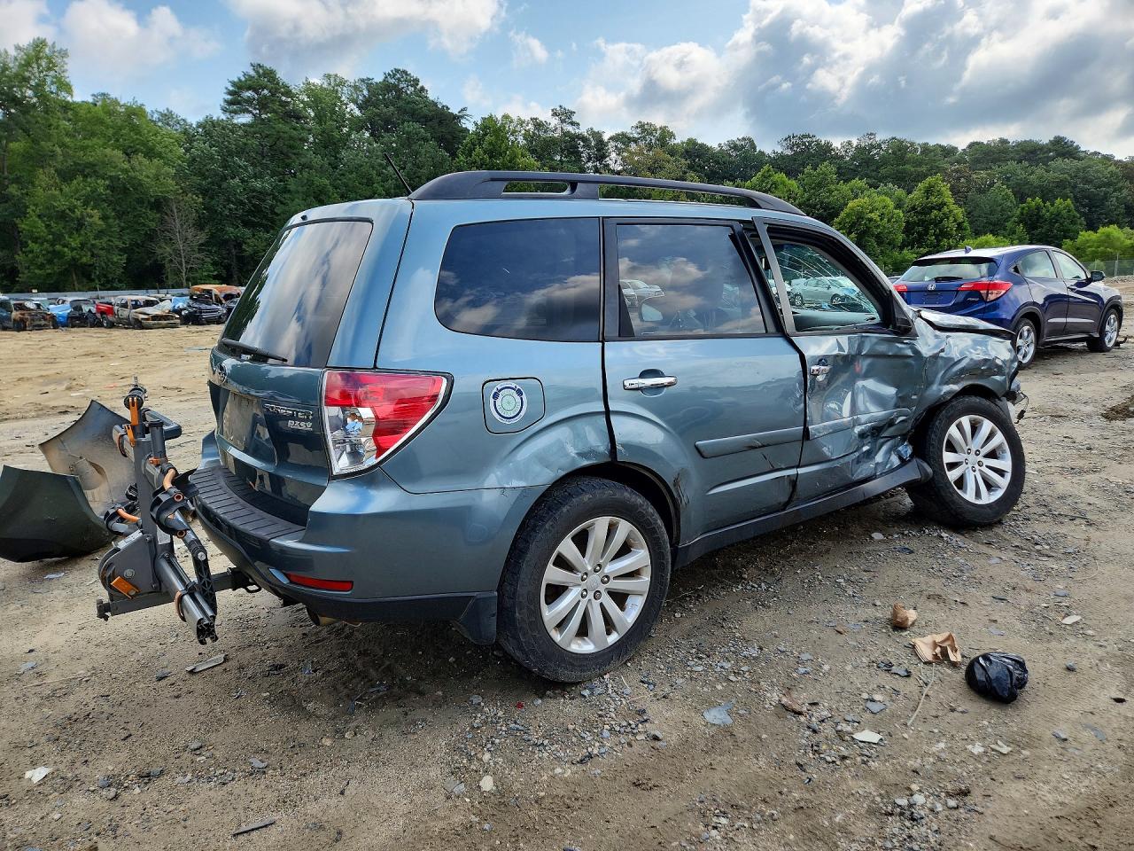 2013 Subaru Forester Limited Teal vin: JF2SHAEC6DH417058