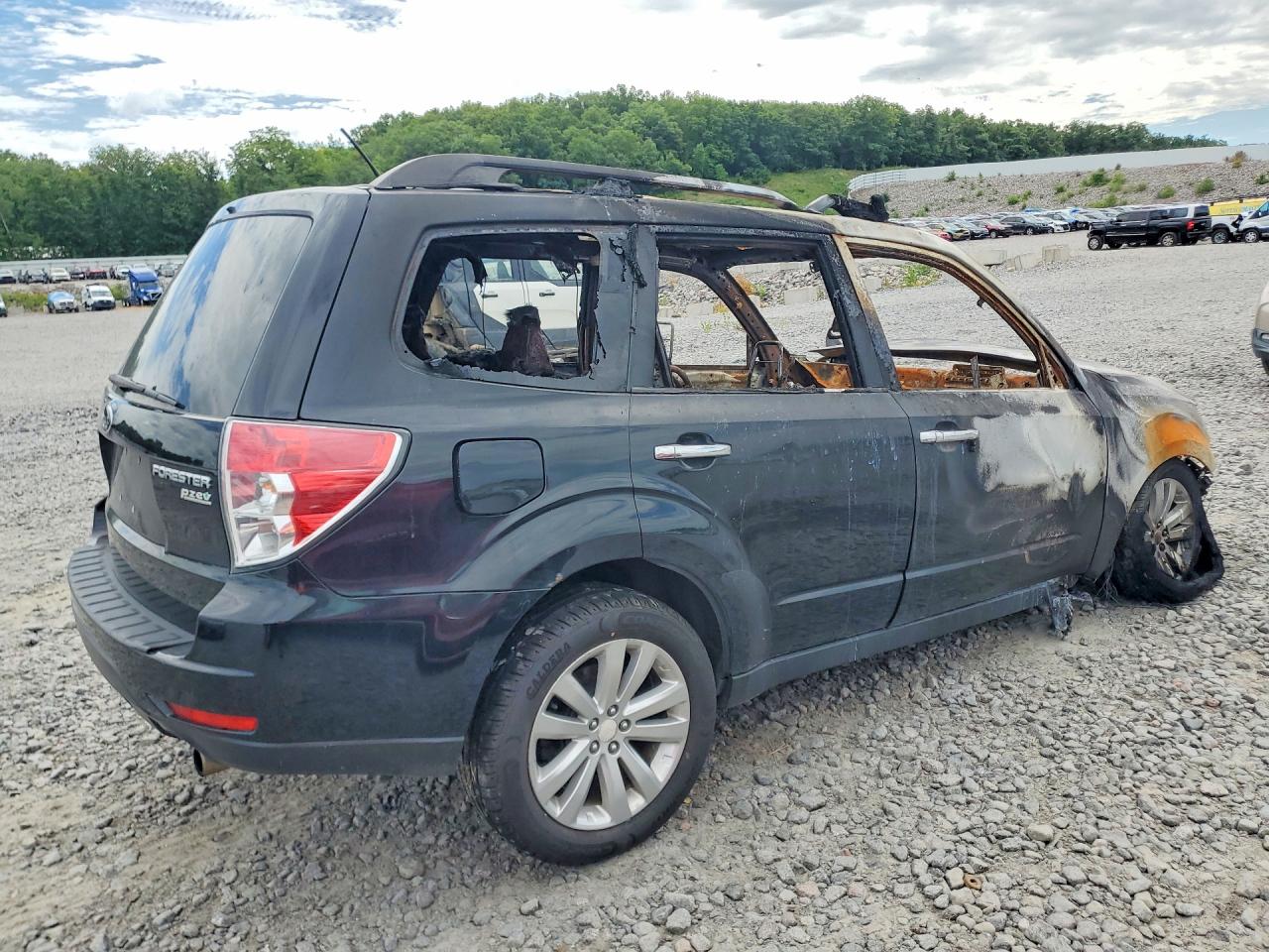 2011 Subaru Forester Limited Пожар vin: JF2SHAEC8BH704124
