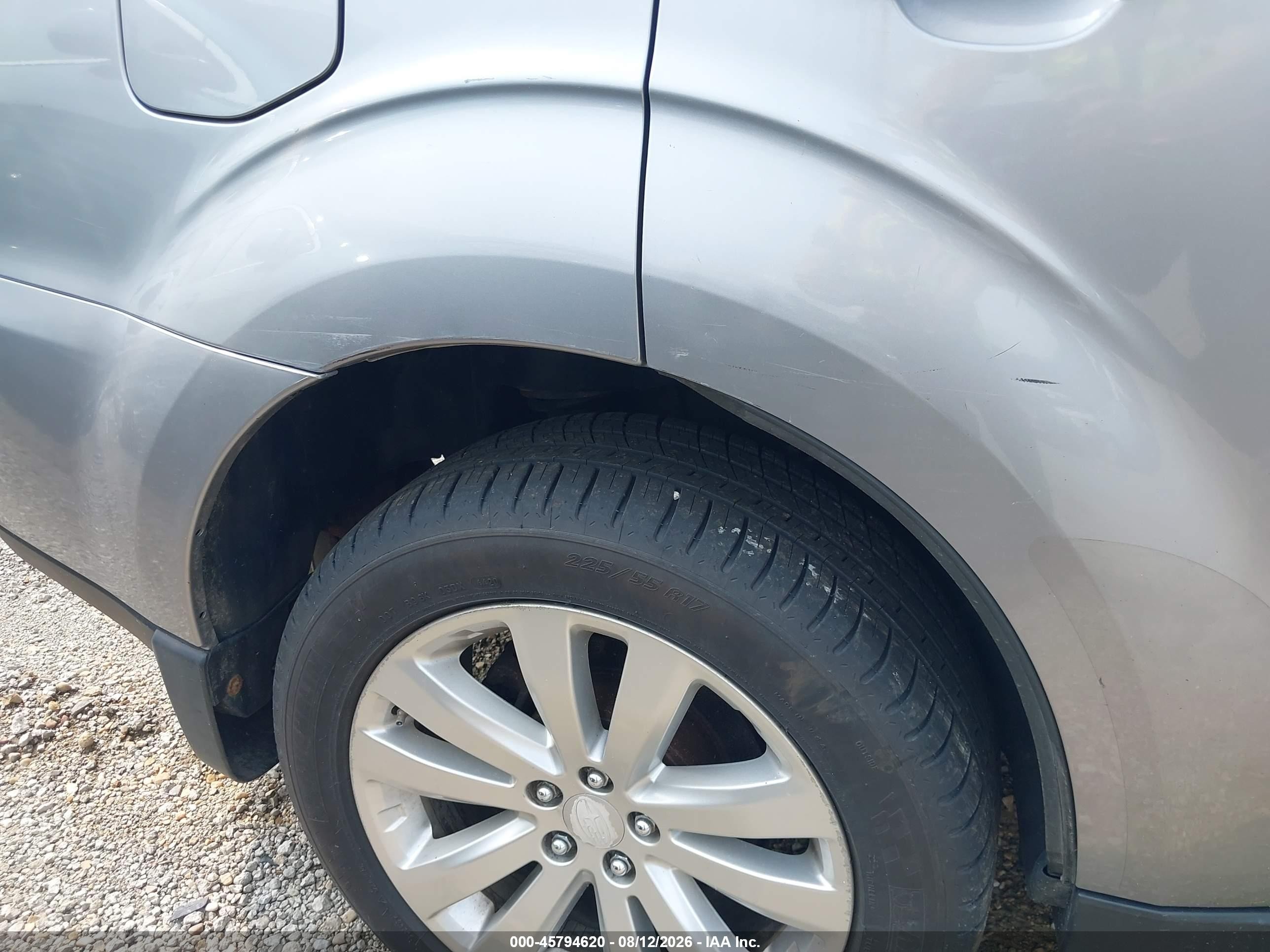 2011 Subaru Forester 2.5x Limited Silver vin: JF2SHAEC8BH739357