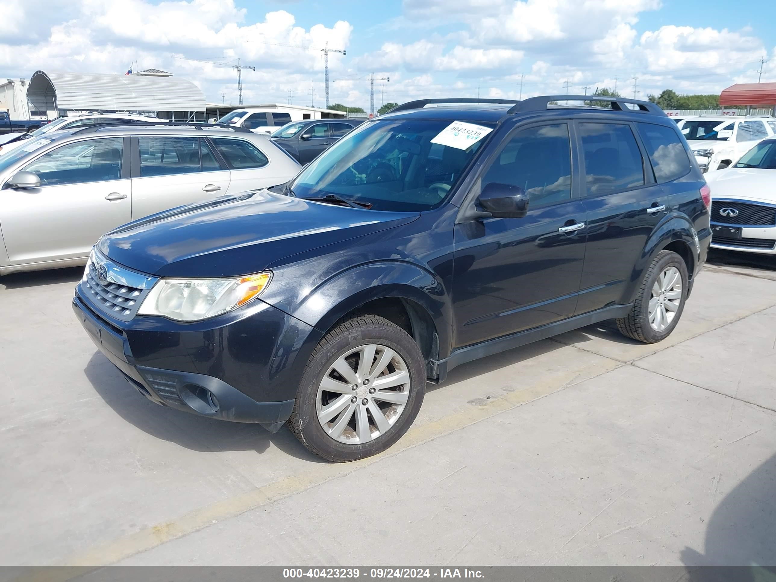 2012 Subaru Forester 2.5x Limited Gray vin: JF2SHAEC8CH455227