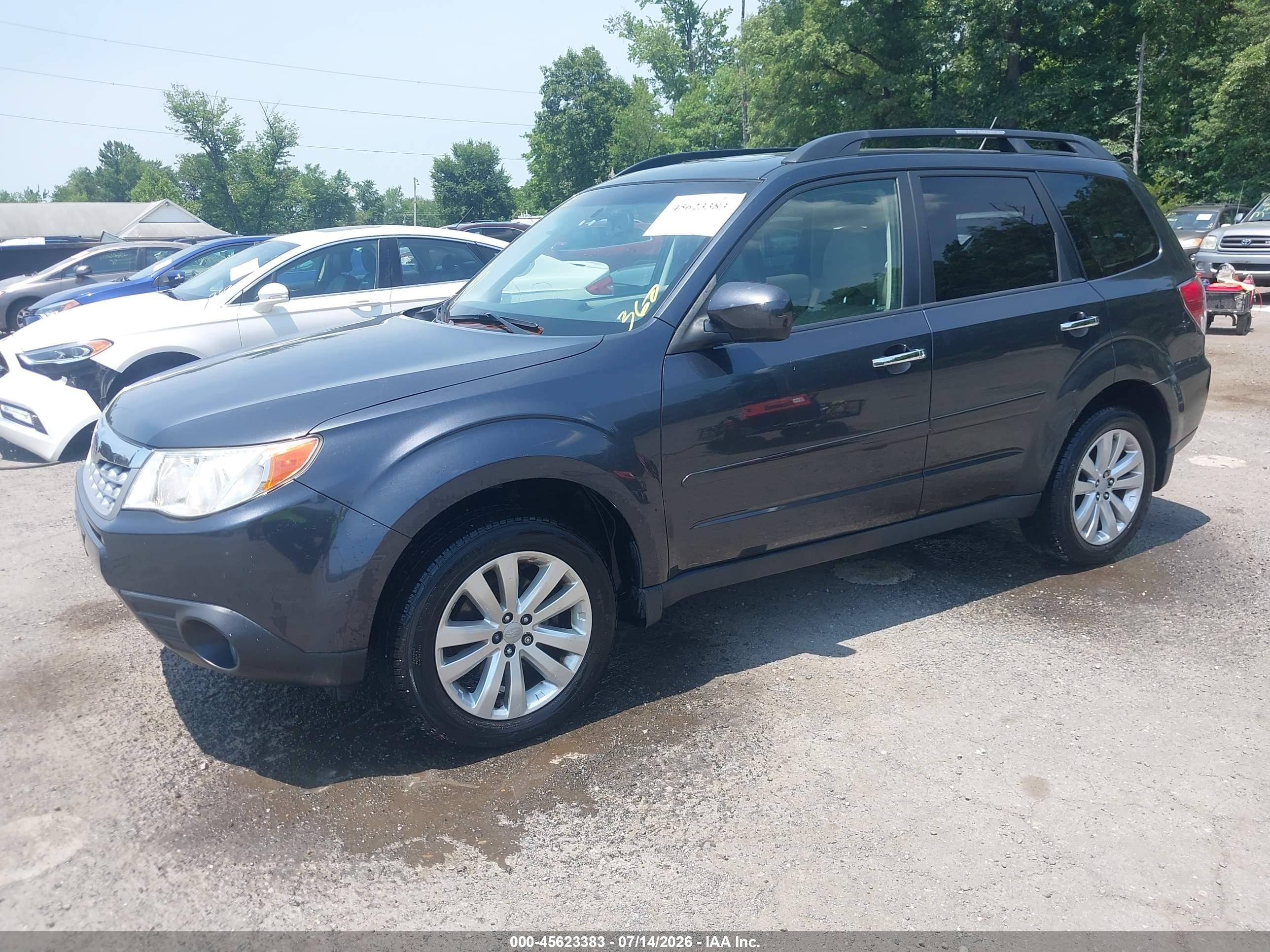 2012 Subaru Forester 2.5x Limited Gray vin: JF2SHAEC8CH456264