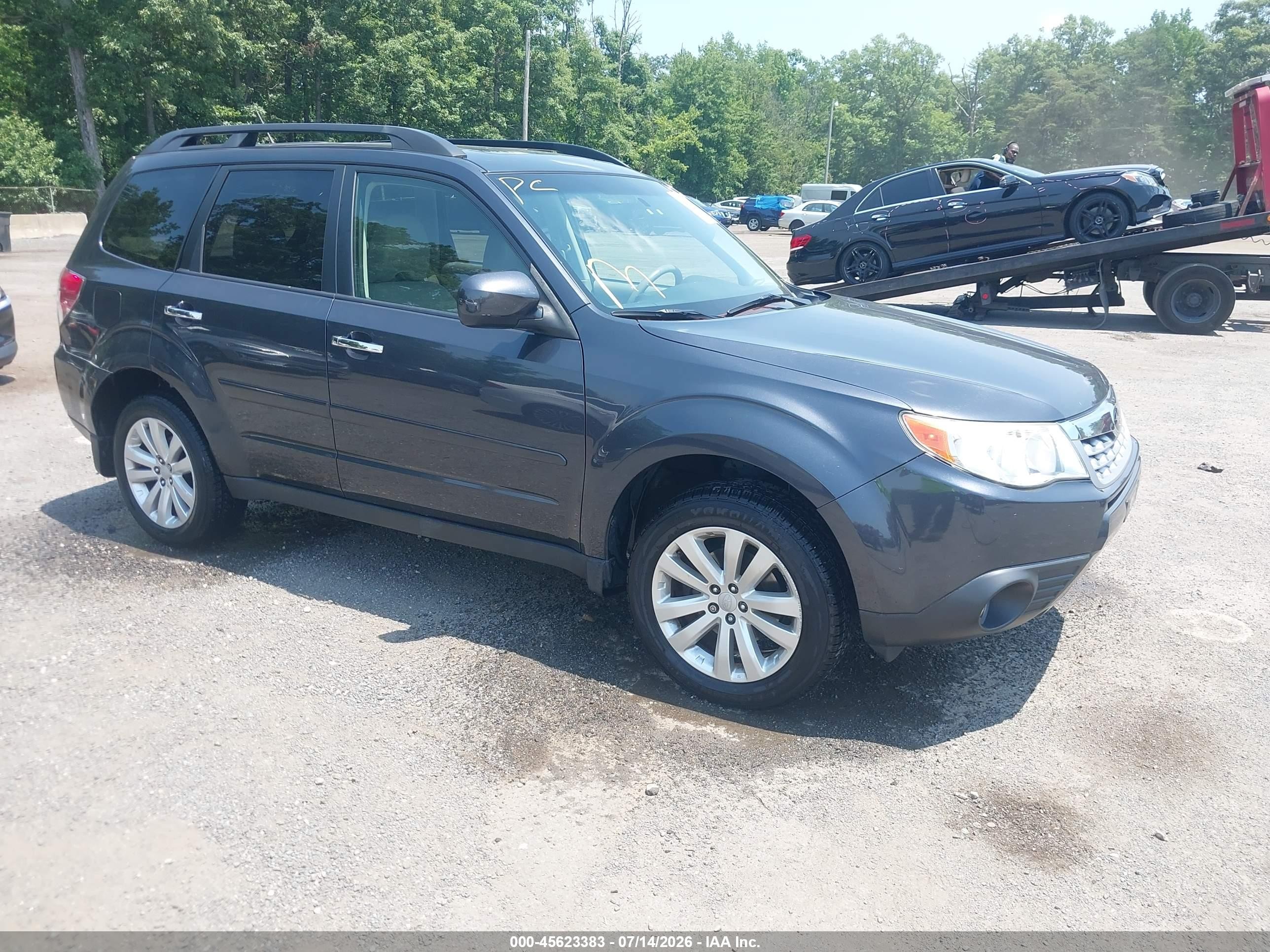 2012 Subaru Forester 2.5x Limited Gray vin: JF2SHAEC8CH456264