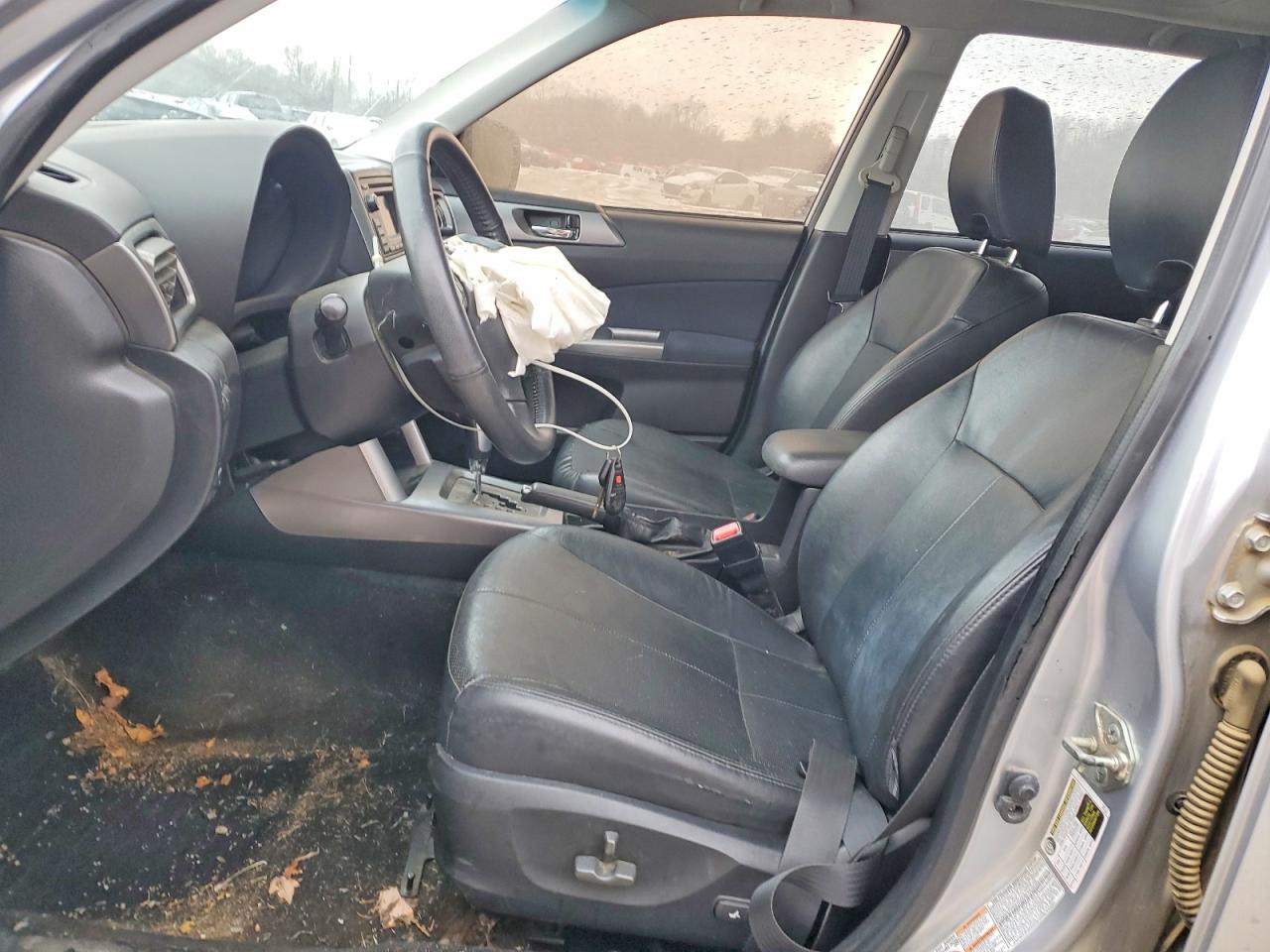 2012 Subaru Forester Limited Silver vin: JF2SHAEC8CH464686