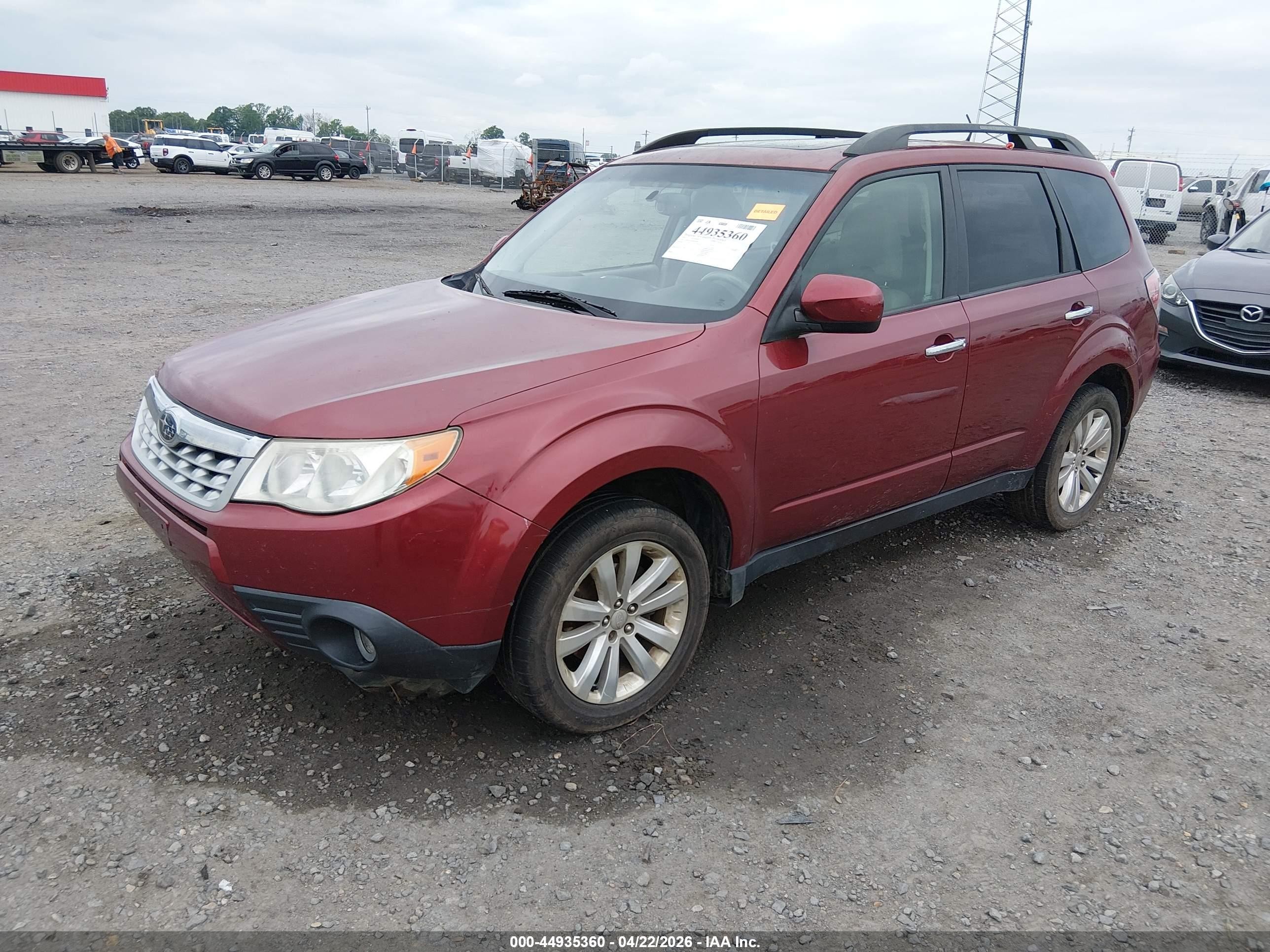 2013 Subaru Forester 2.5x Limited Burgundy vin: JF2SHAEC8DH416901