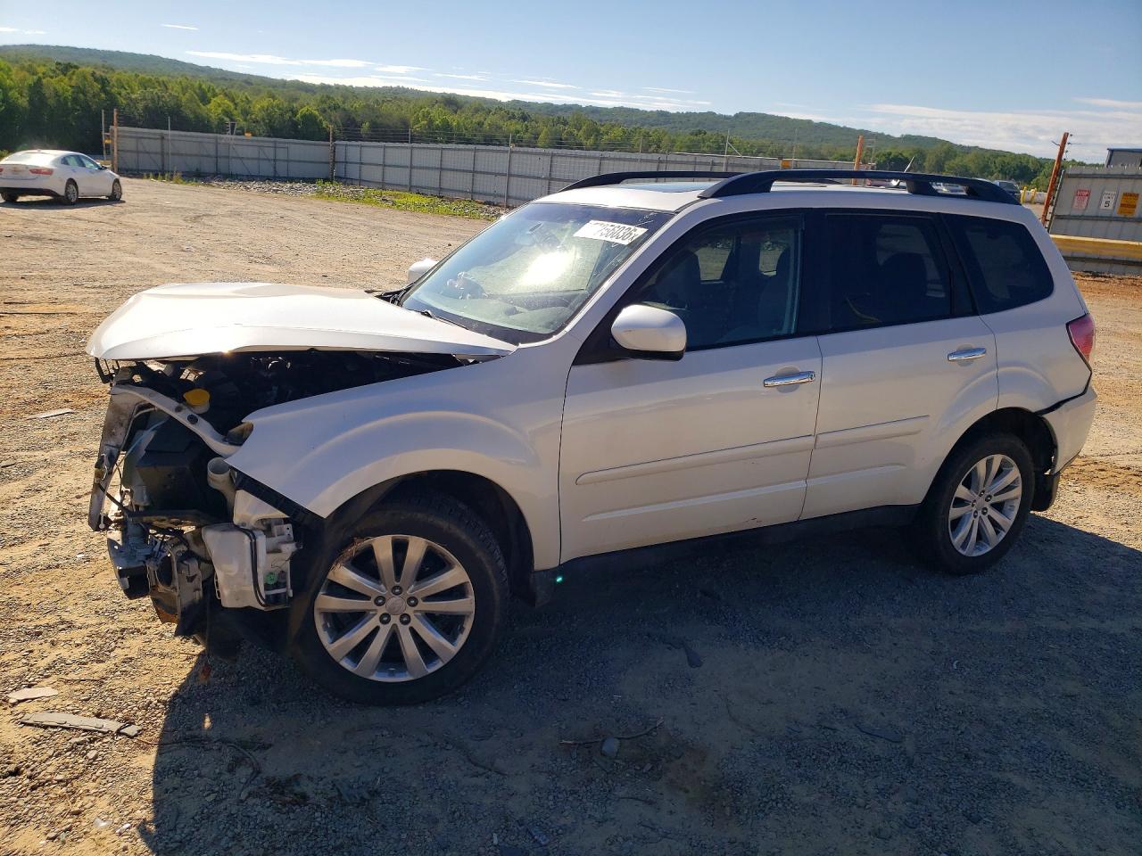 2013 Subaru Forester Limited White vin: JF2SHAEC8DH419216