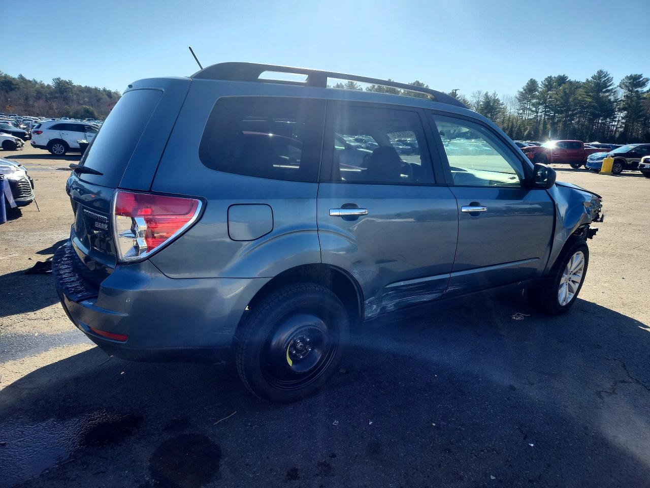 2011 Subaru Forester Limited Green vin: JF2SHAEC9BH723782