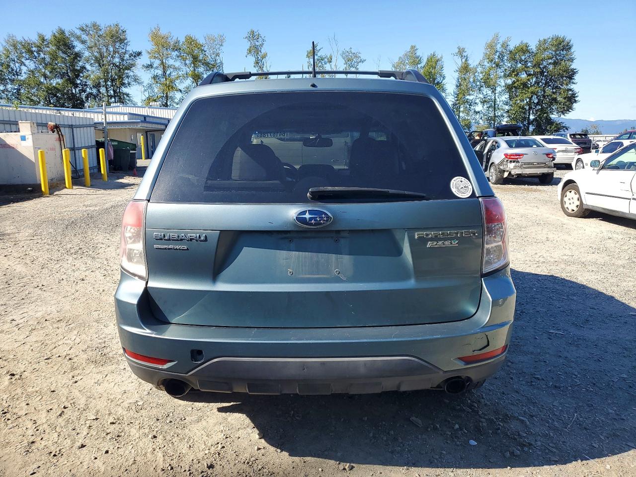 2011 Subaru Forester Limited Teal vin: JF2SHAEC9BH757012