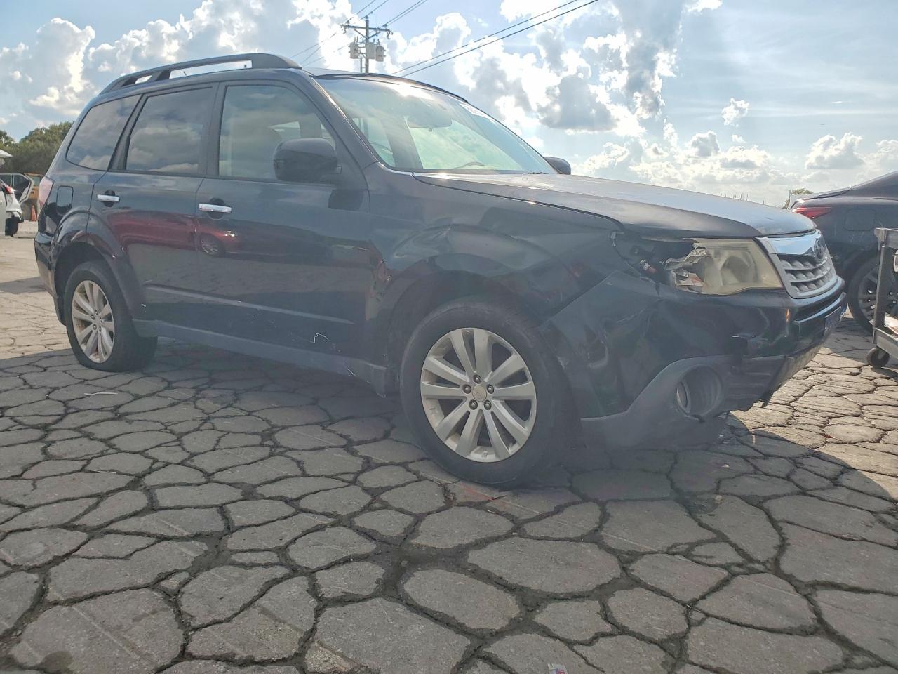 2013 Subaru Forester Limited Black vin: JF2SHAEC9DH416907