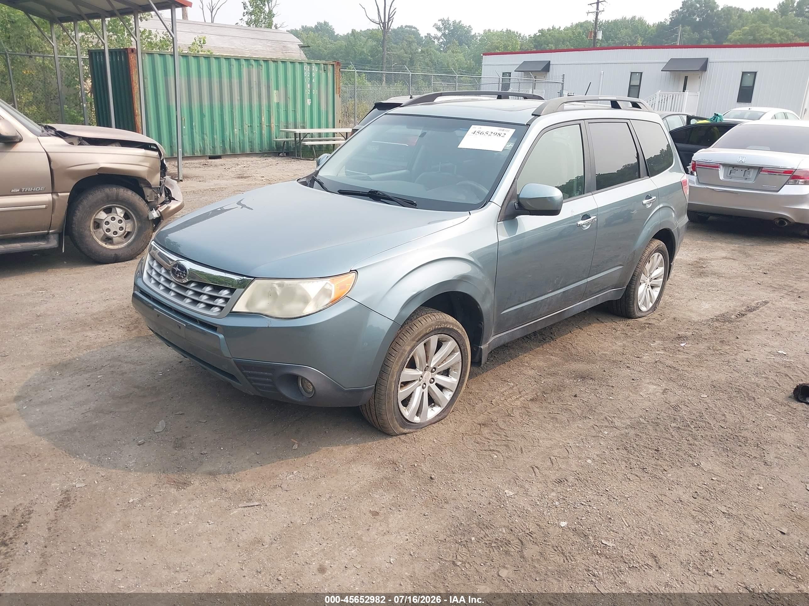 2011 Subaru Forester 2.5x Limited Teal vin: JF2SHAECXBH745838