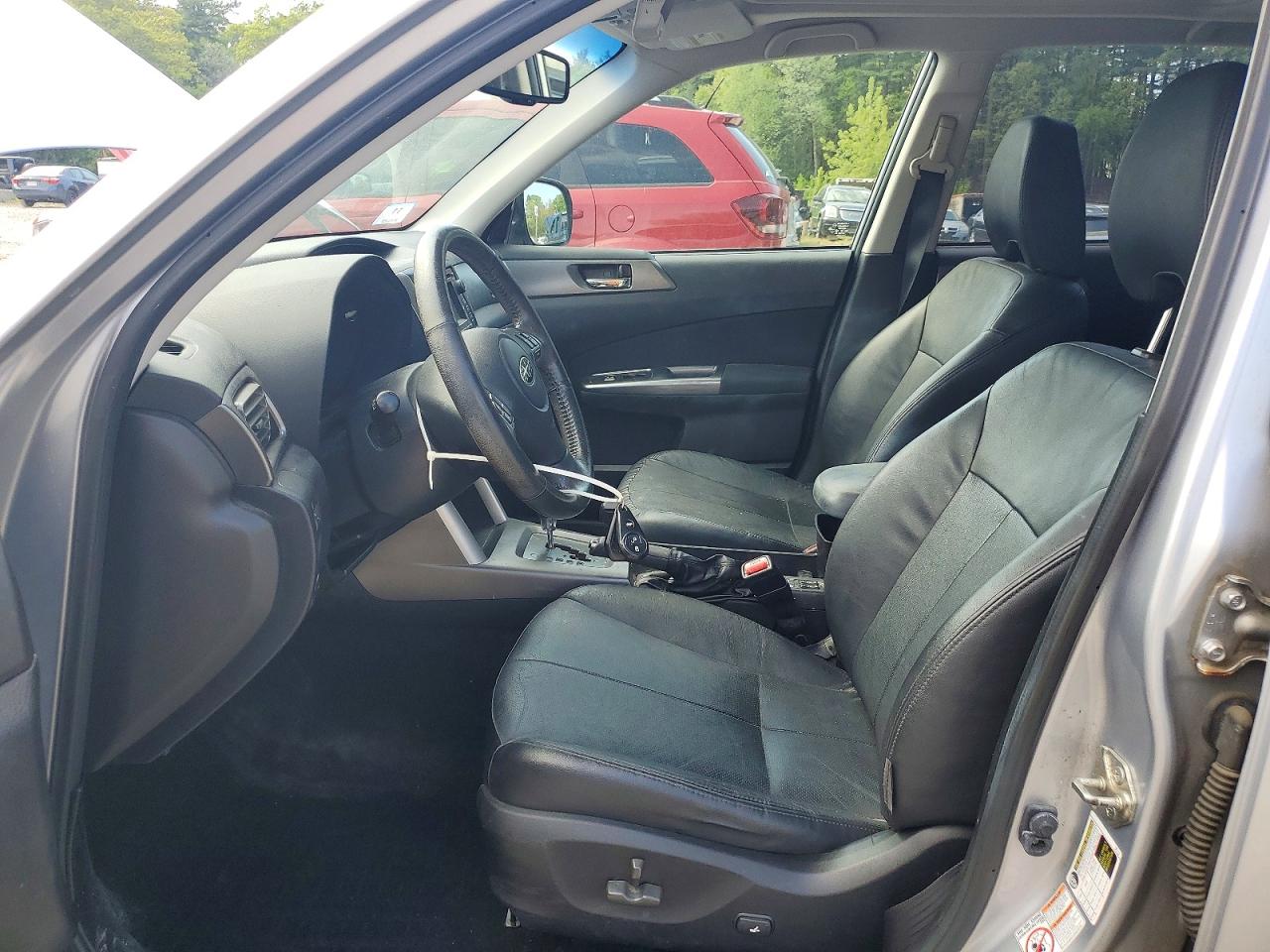 2013 Subaru Forester Limited Silver vin: JF2SHAECXDH420447