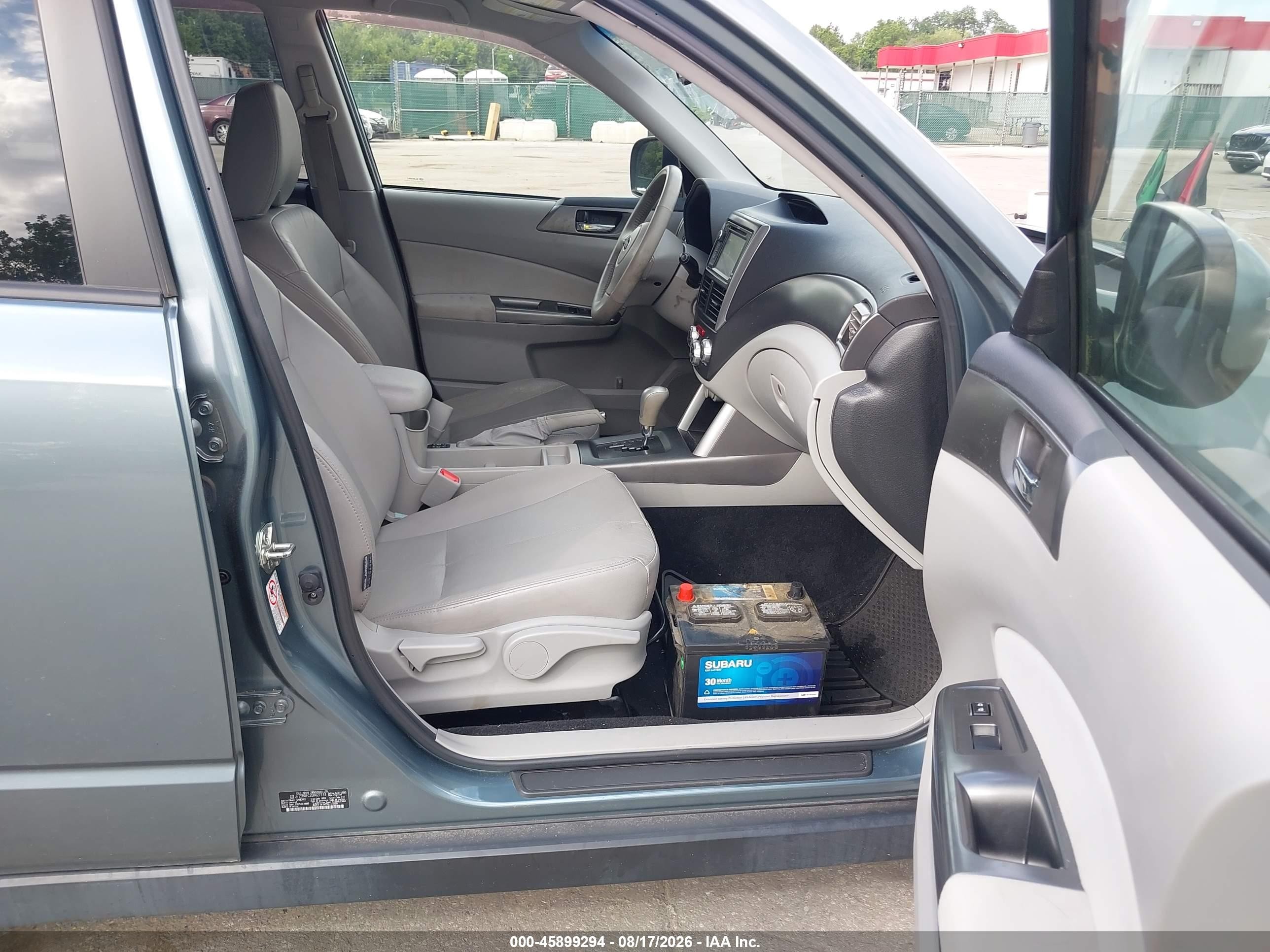 2013 Subaru Forester 2.5x Limited Синий vin: JF2SHAFC2DH427133