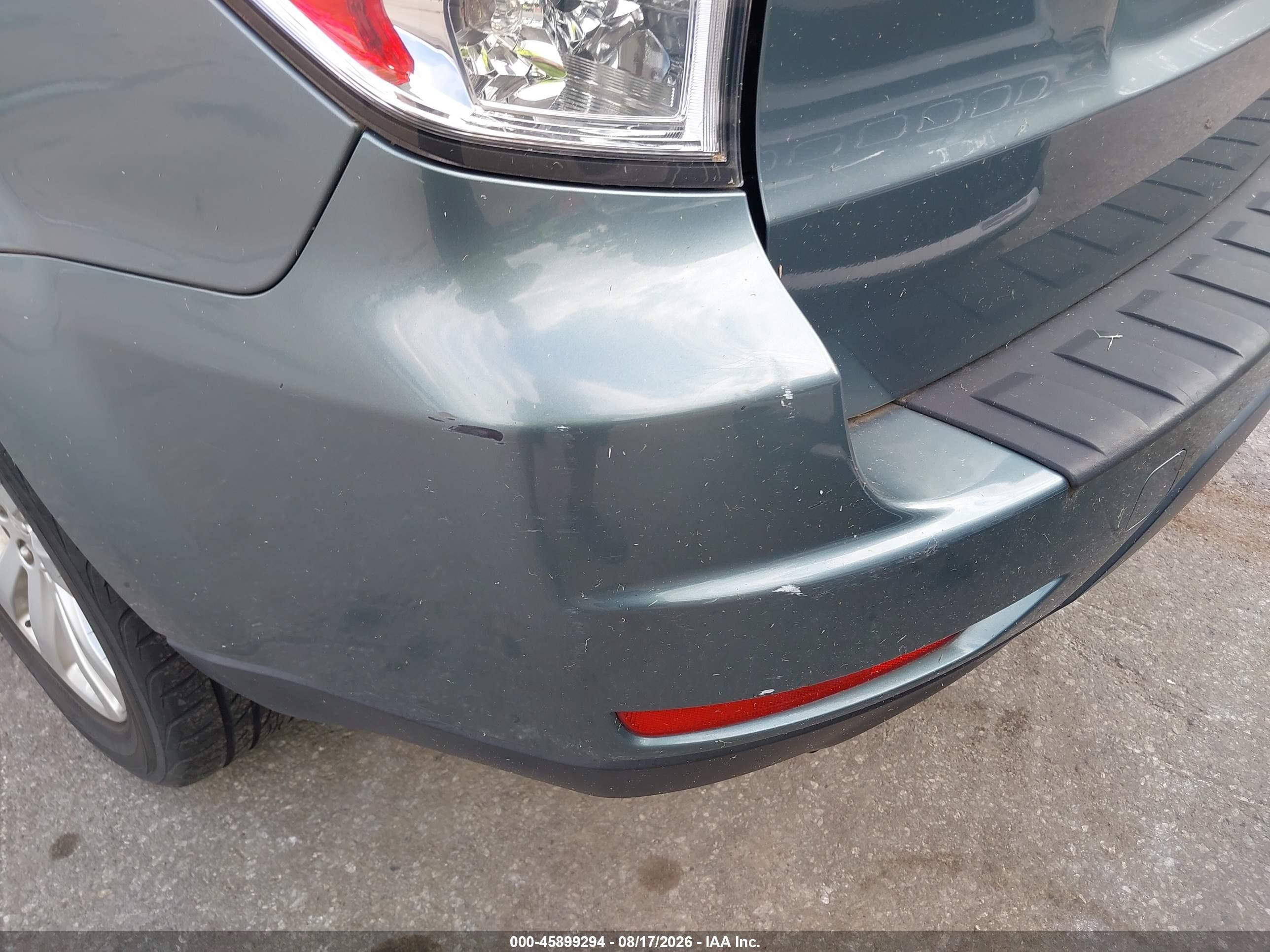 2013 Subaru Forester 2.5x Limited Синий vin: JF2SHAFC2DH427133
