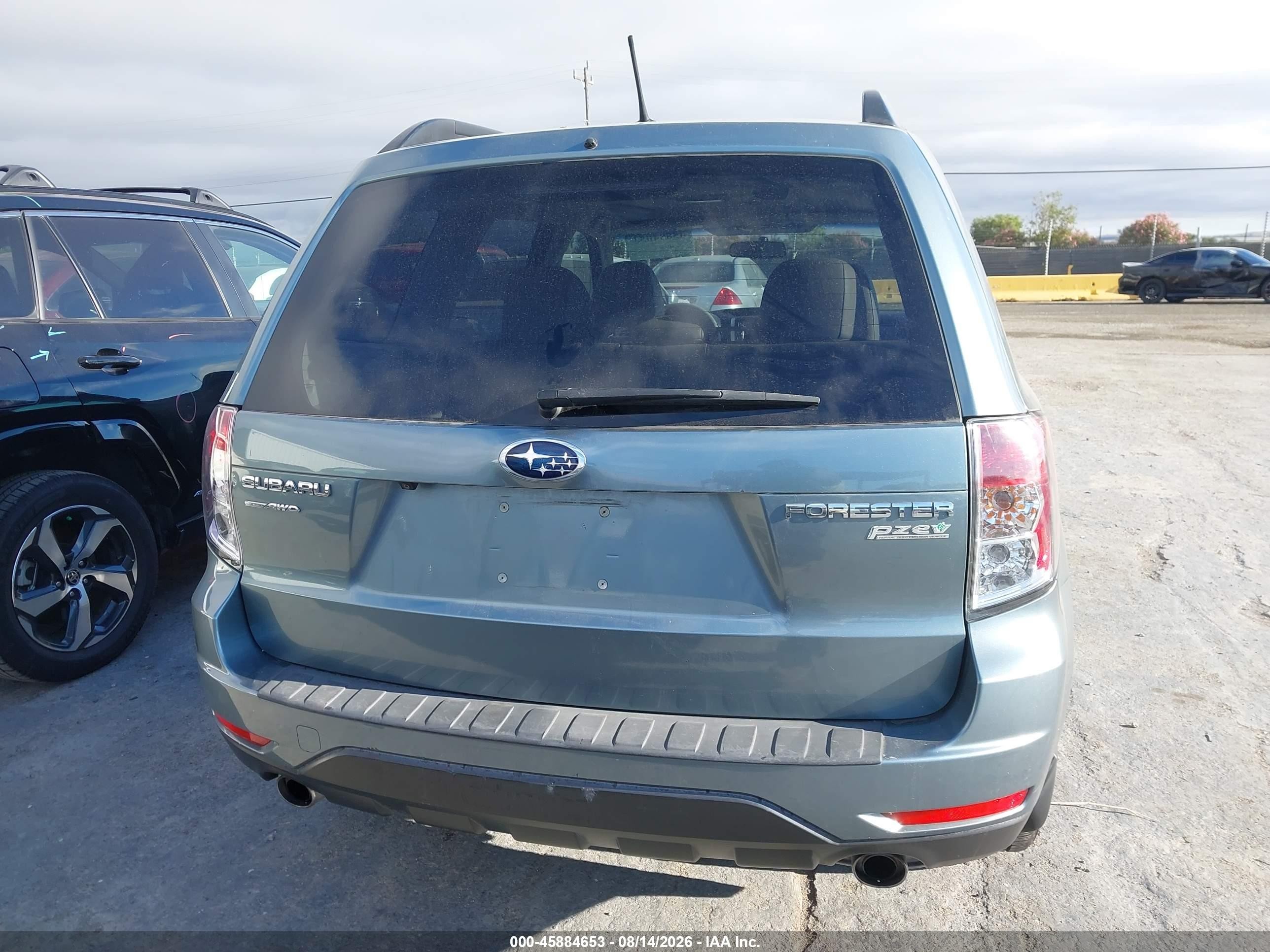 2011 Subaru Forester 2.5x Limited Light Blue vin: JF2SHAFC5BH734664