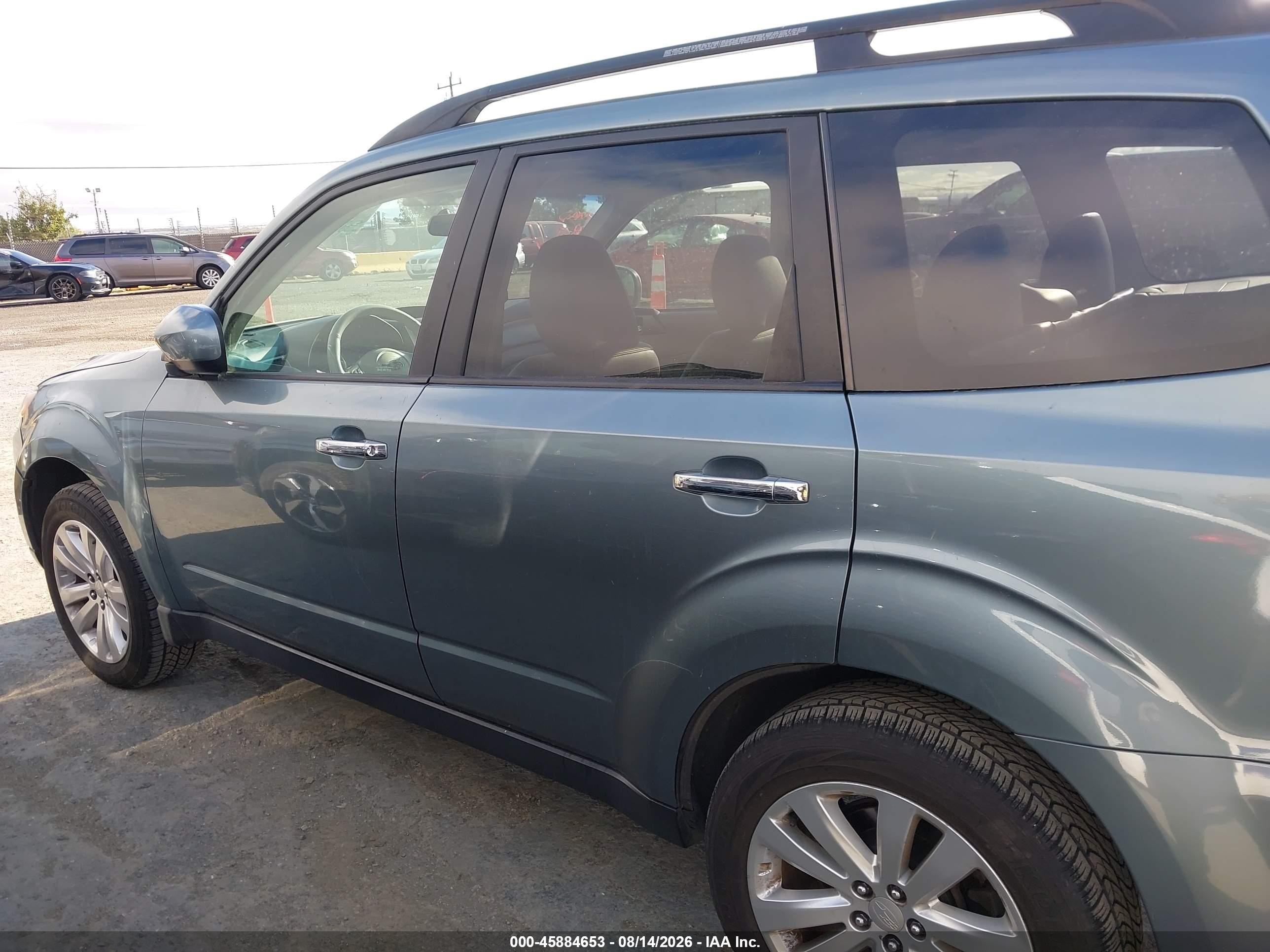 2011 Subaru Forester 2.5x Limited Light Blue vin: JF2SHAFC5BH734664