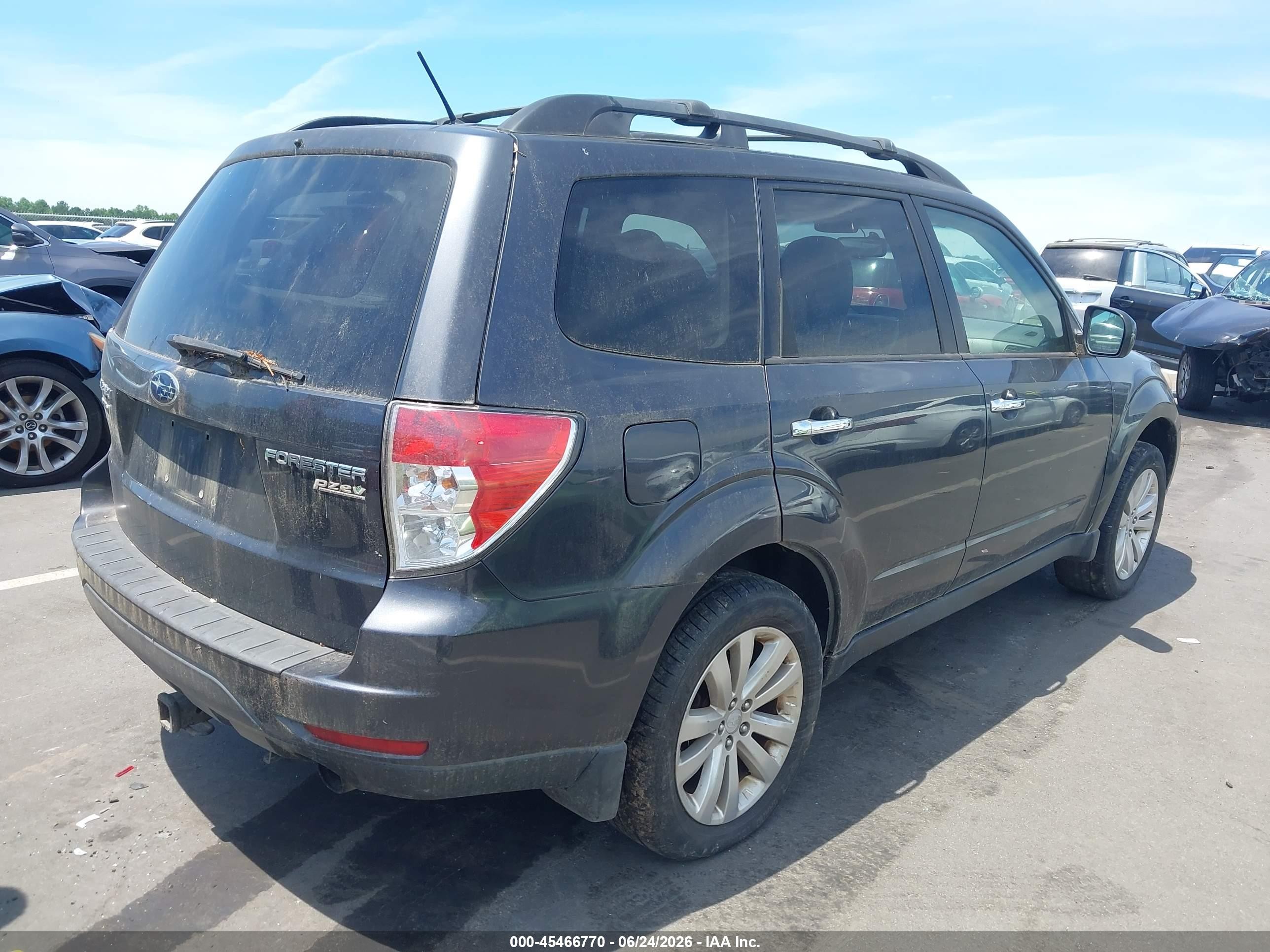 2012 Subaru Forester 2.5x Limited Black vin: JF2SHAFC6CH426274