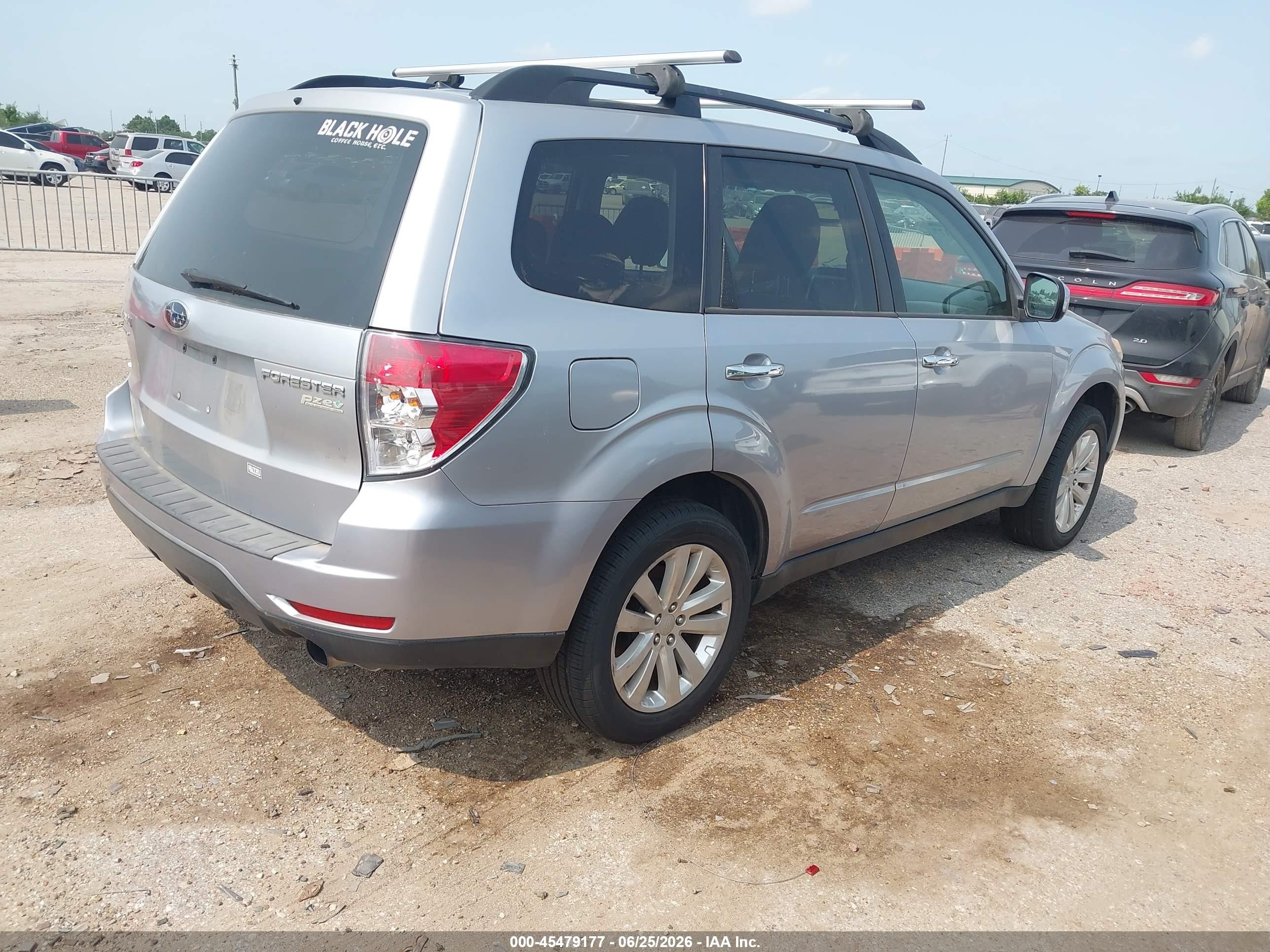 2013 Subaru Forester 2.5x Limited Silver vin: JF2SHAFC9DH425752