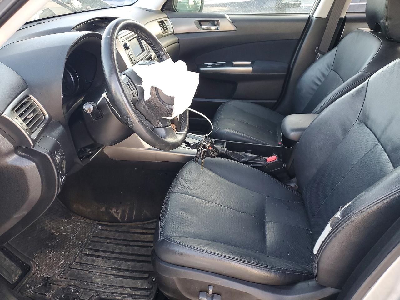 2011 Subaru Forester Touring Silver vin: JF2SHAGC0BH747563