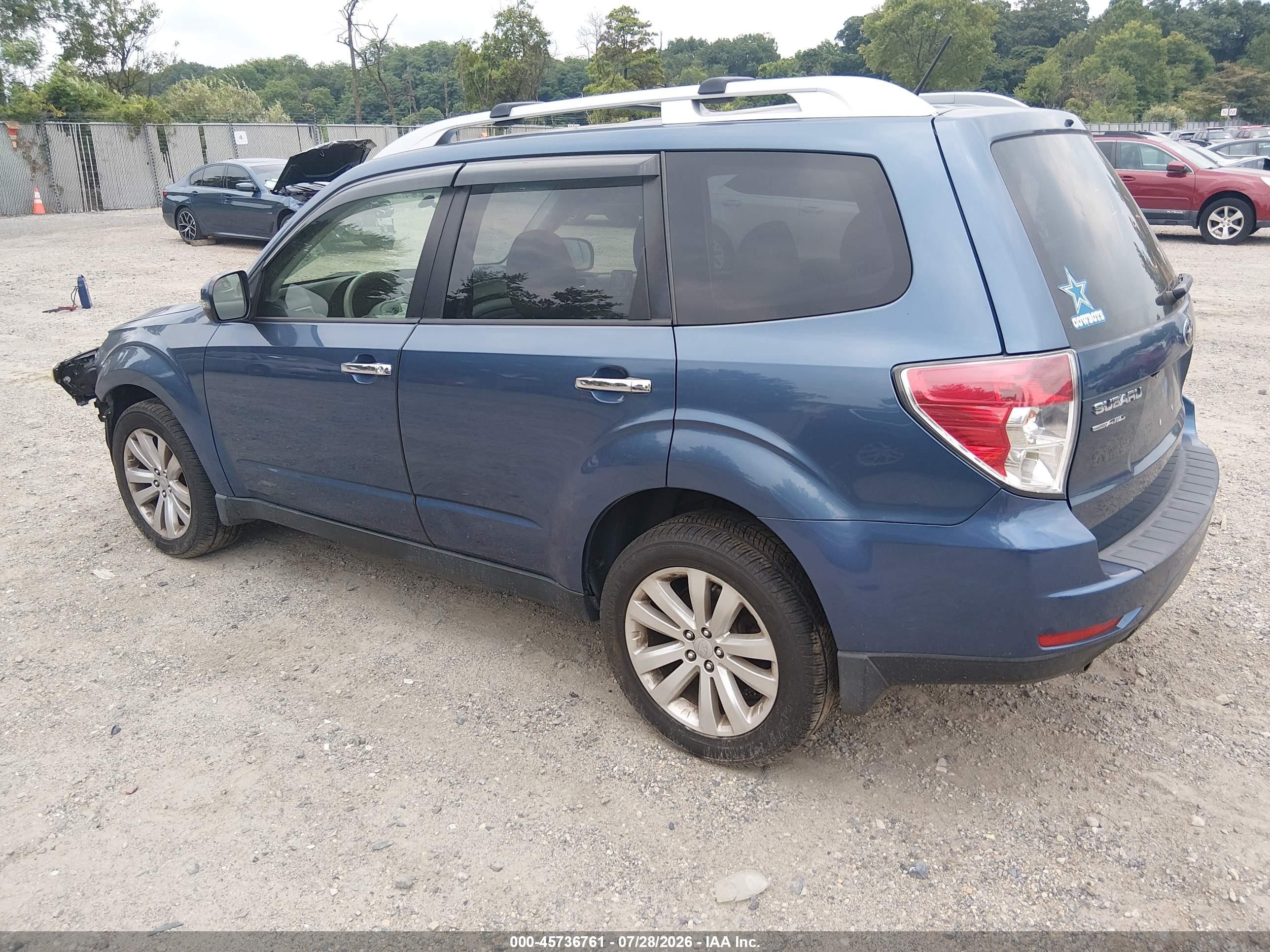 2013 Subaru Forester 2.5x Touring Blue vin: JF2SHAGC0DH416548
