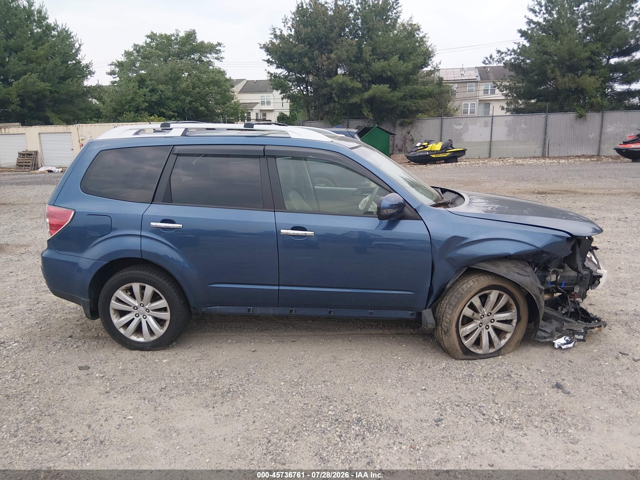 2013 Subaru Forester 2.5x Touring Blue vin: JF2SHAGC0DH416548