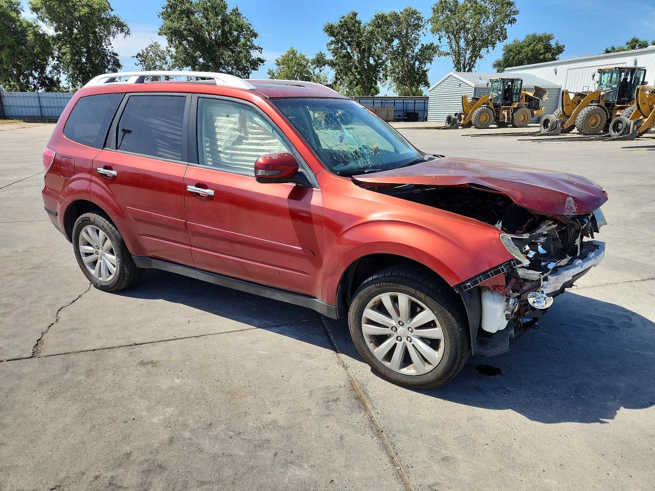 2011 Subaru Forester Touring Red vin: JF2SHAGC1BH774822