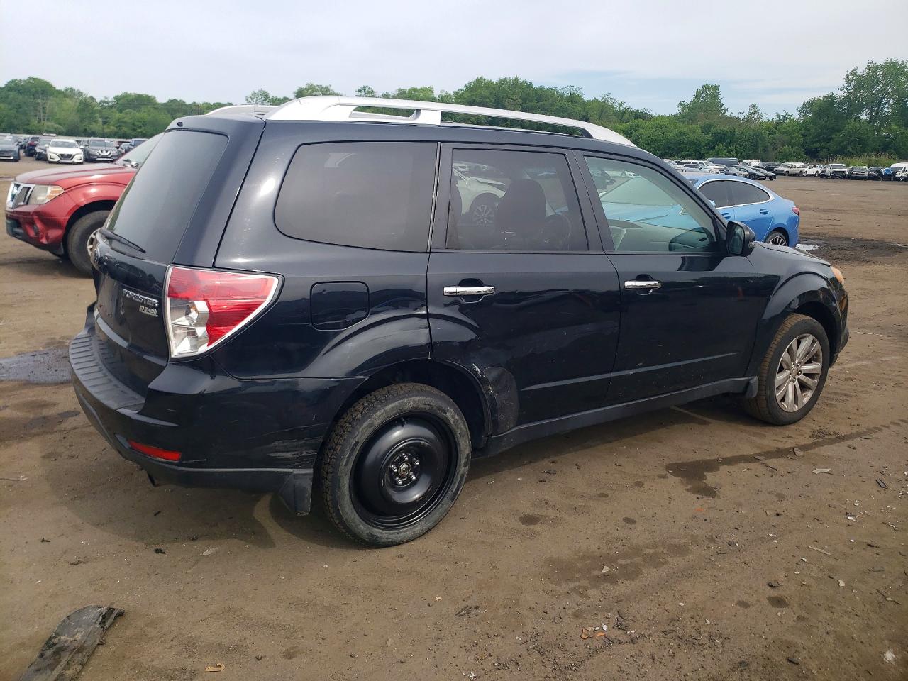2011 Subaru Forester Touring Black vin: JF2SHAGC4BH711553