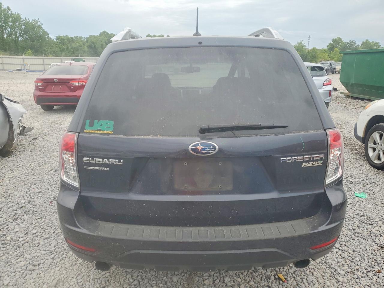 2011 Subaru Forester Touring Black vin: JF2SHAGC4BH724674