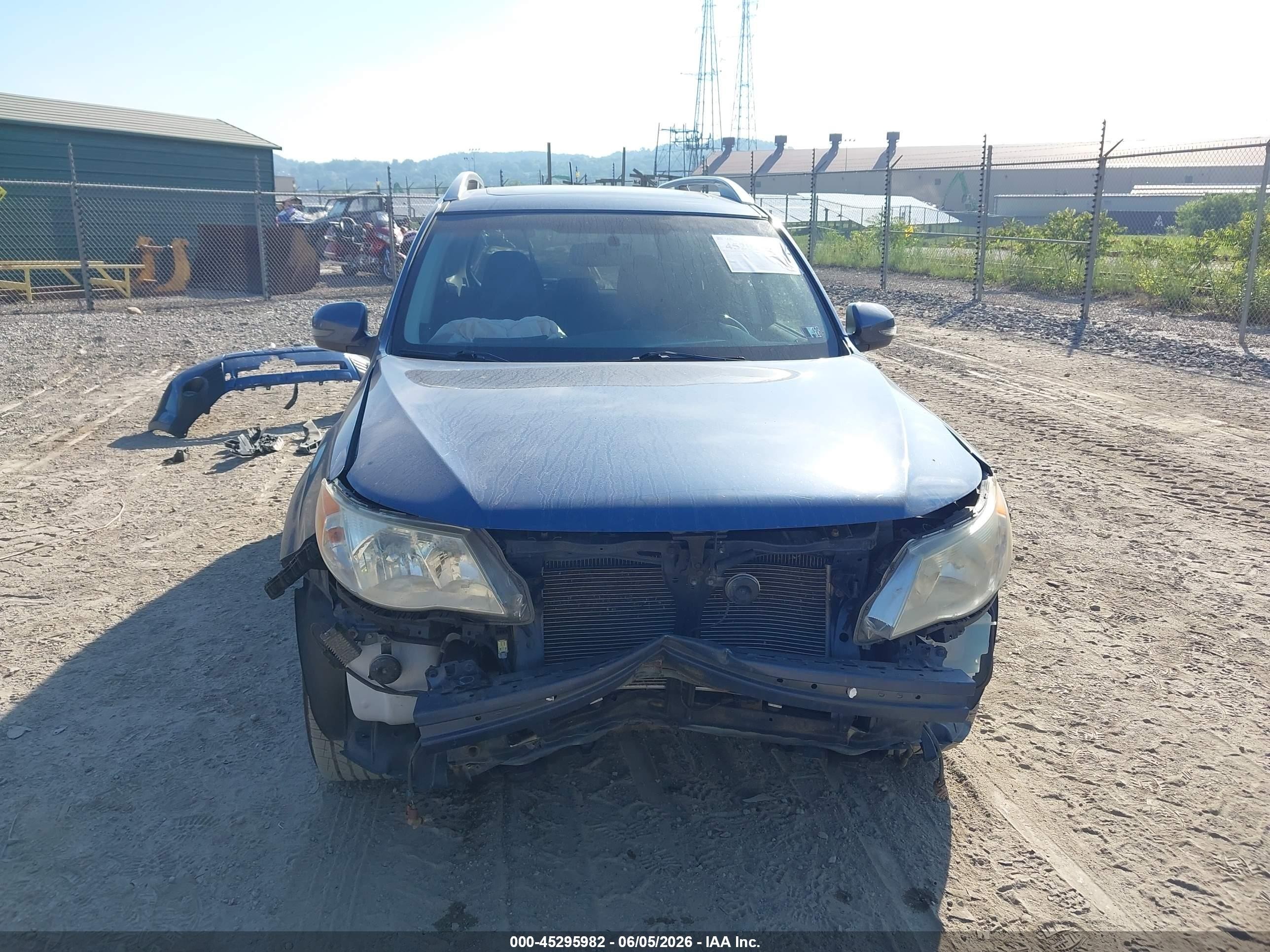 2011 Subaru Forester 2.5x Touring Blue vin: JF2SHAGC6BH753688