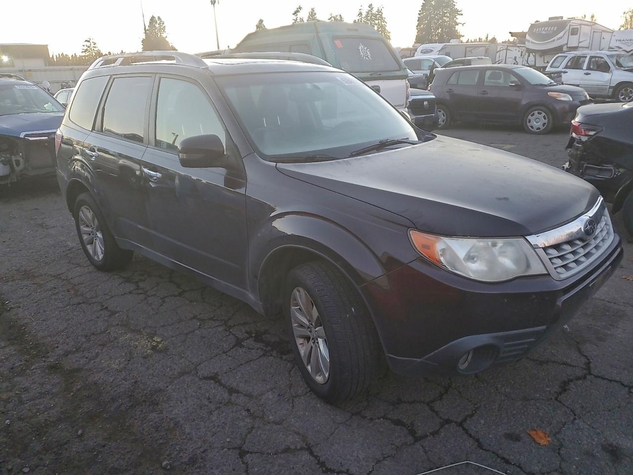 2013 Subaru Forester Touring Purple vin: JF2SHAGC6DH442796