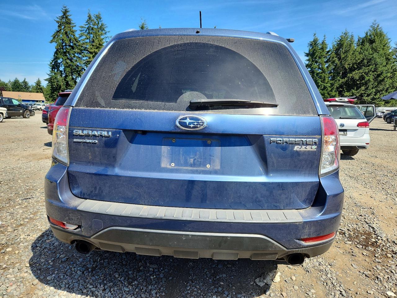 2013 Subaru Forester Touring Blue vin: JF2SHAGC8DH441987