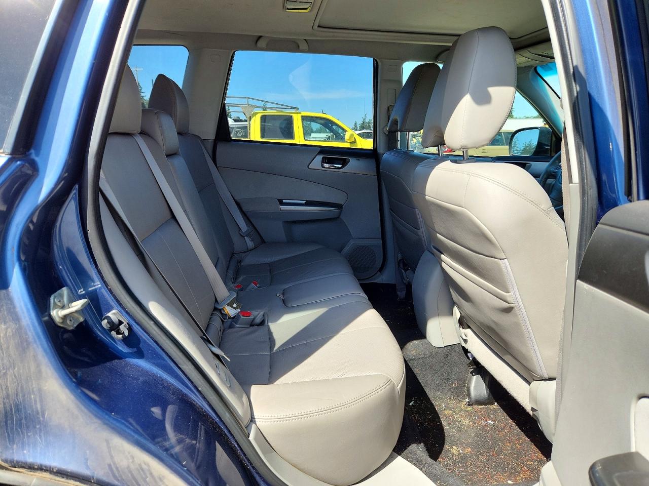 2013 Subaru Forester Touring Blue vin: JF2SHAGC8DH441987