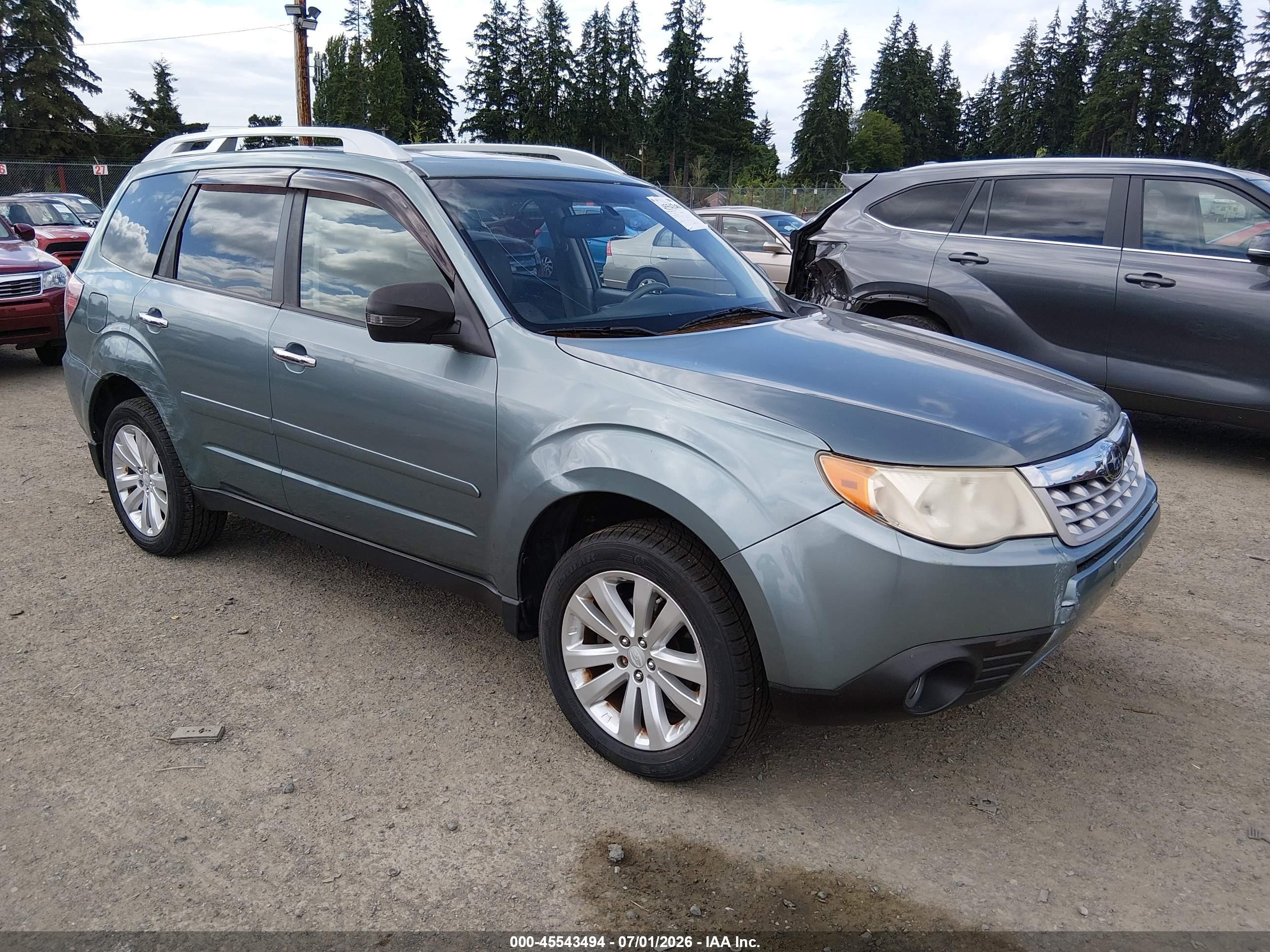 2013 Subaru Forester 2.5x Touring Light Blue vin: JF2SHAHC1DH402432