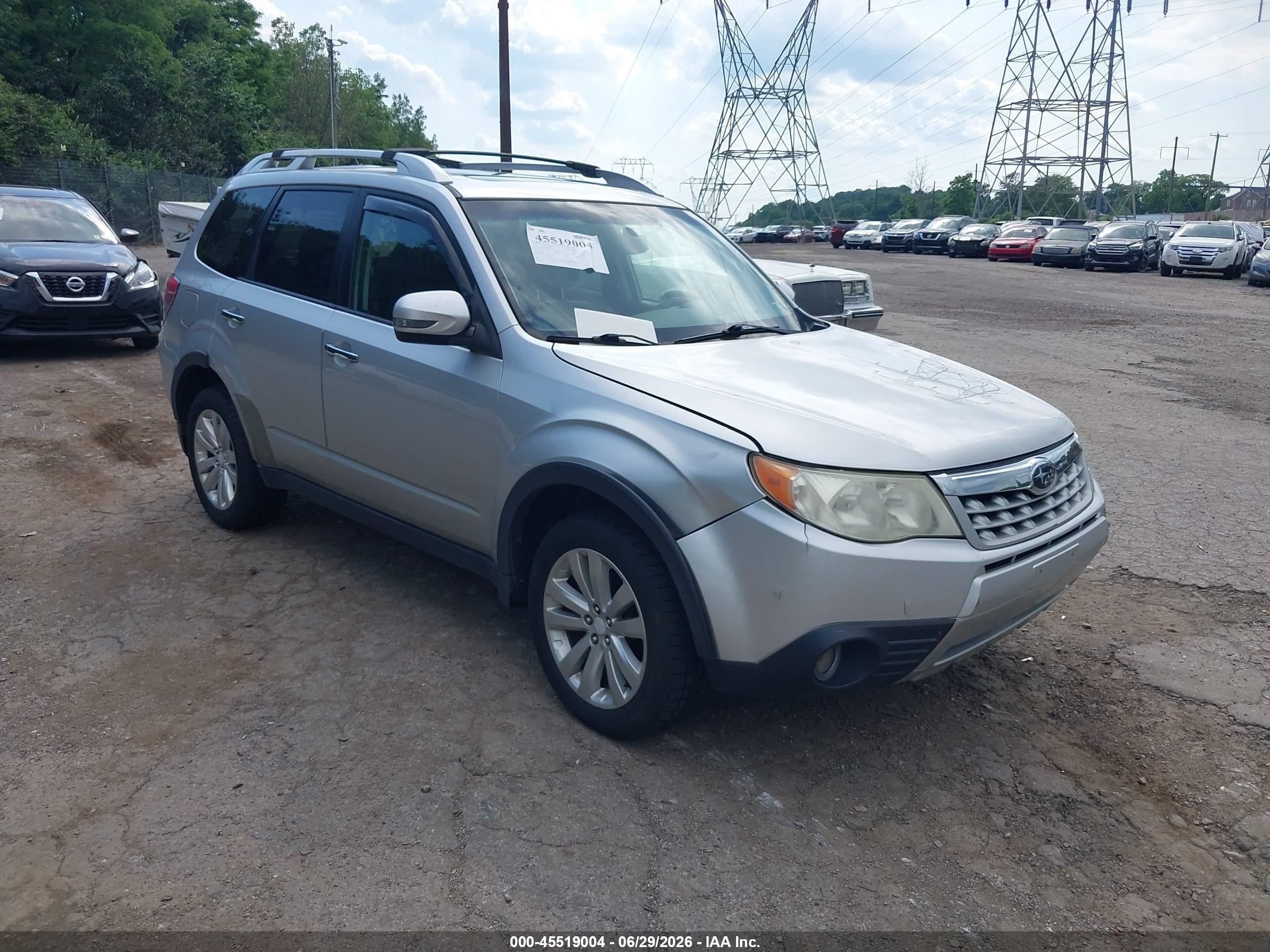 2011 Subaru Forester 2.5x Touring Gray vin: JF2SHAHC3BH726933