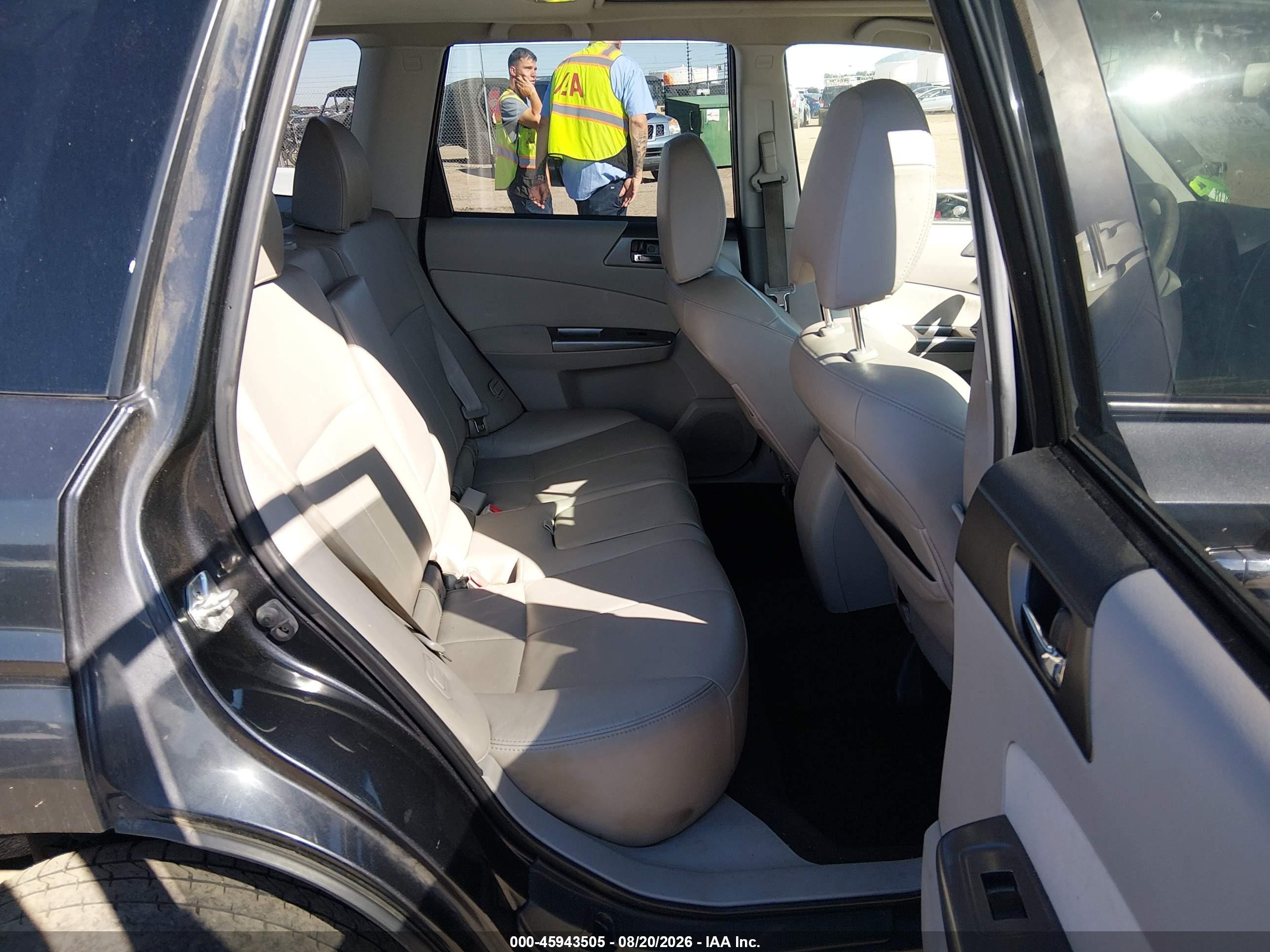 2011 Subaru Forester 2.5x Touring Black vin: JF2SHAHC9BH702006