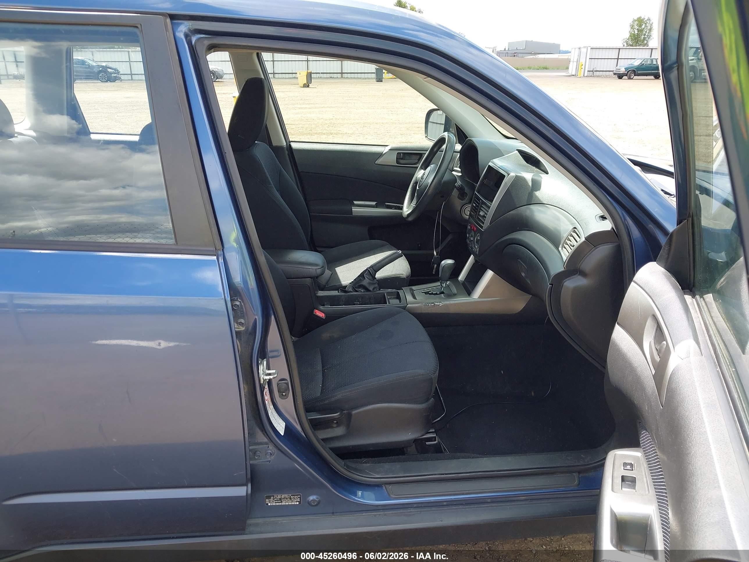 2011 Subaru Forester 2.5x Dark Blue vin: JF2SHBAC3BH720825