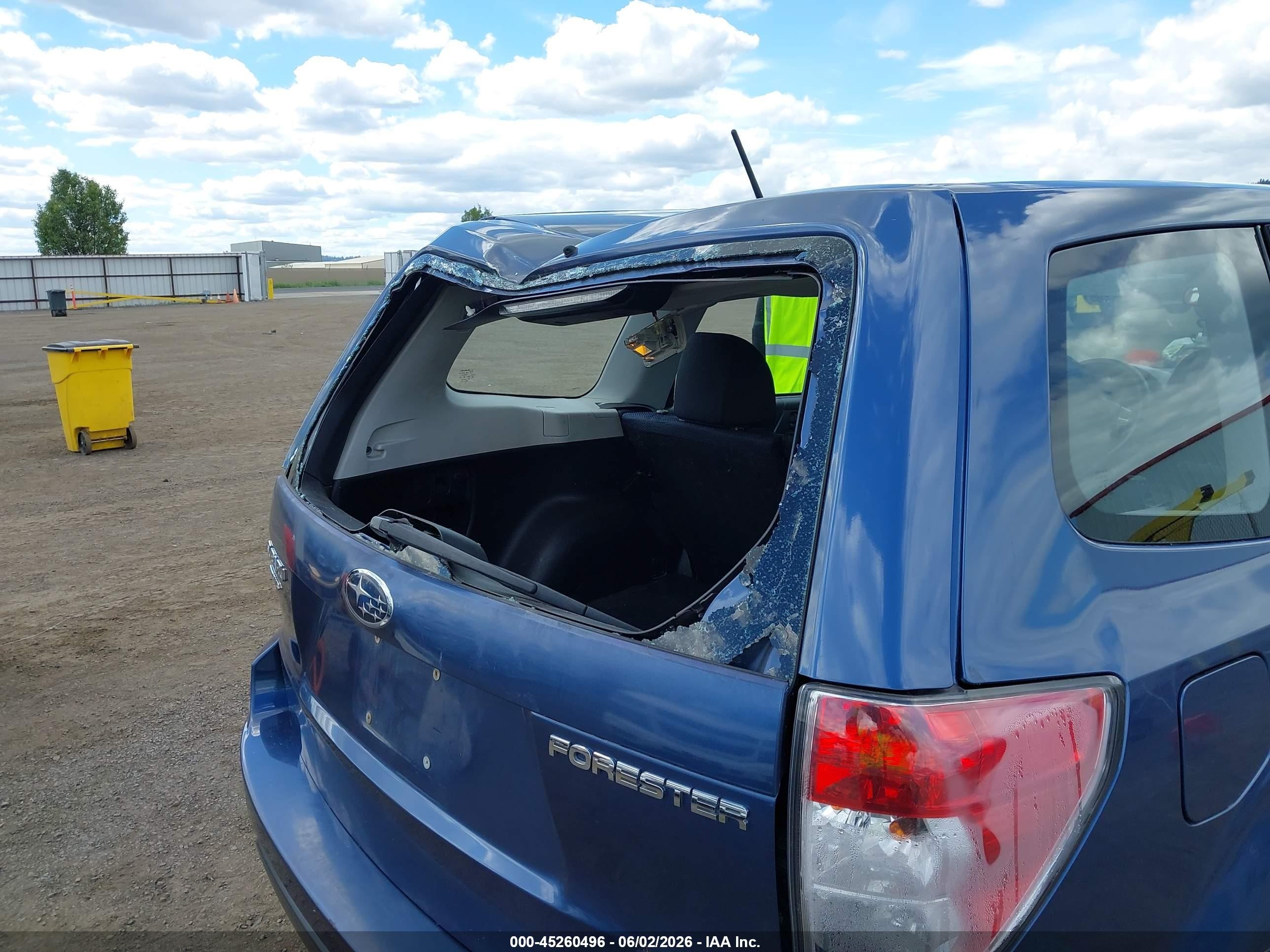 2011 Subaru Forester 2.5x Dark Blue vin: JF2SHBAC3BH720825